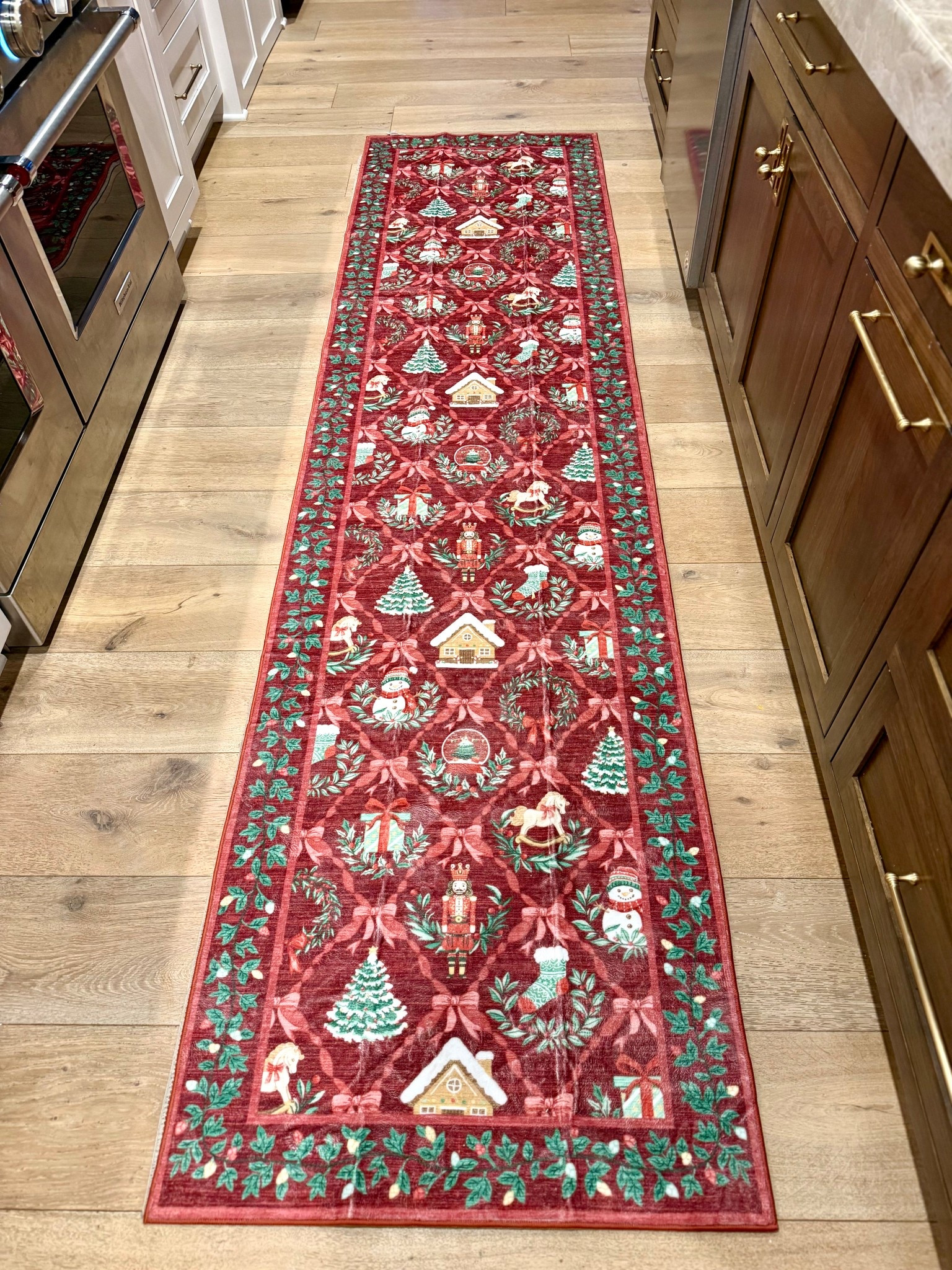 Christmas runner! 🎅 🎄 

This one is 2x10 but it’s still in stock in 2x8 & 2x10 in green 💚

#LTKHome #LTKHoliday #LTKSeasonal