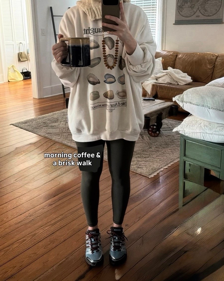 Oyster Tee 🦪 

#LTKSeasonal #LTKmorningroutine #LTKootd