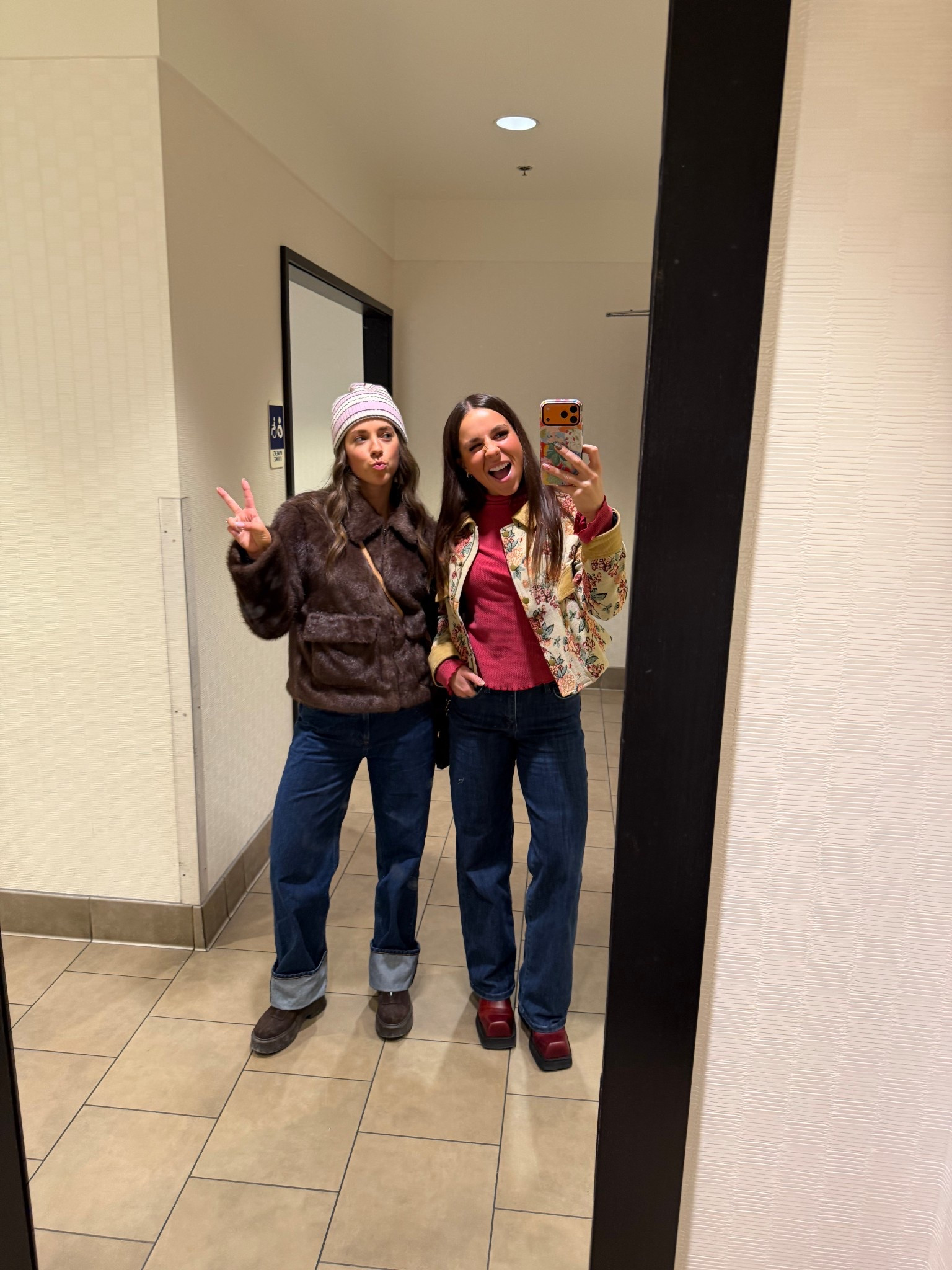 Holiday party outfit!❤️