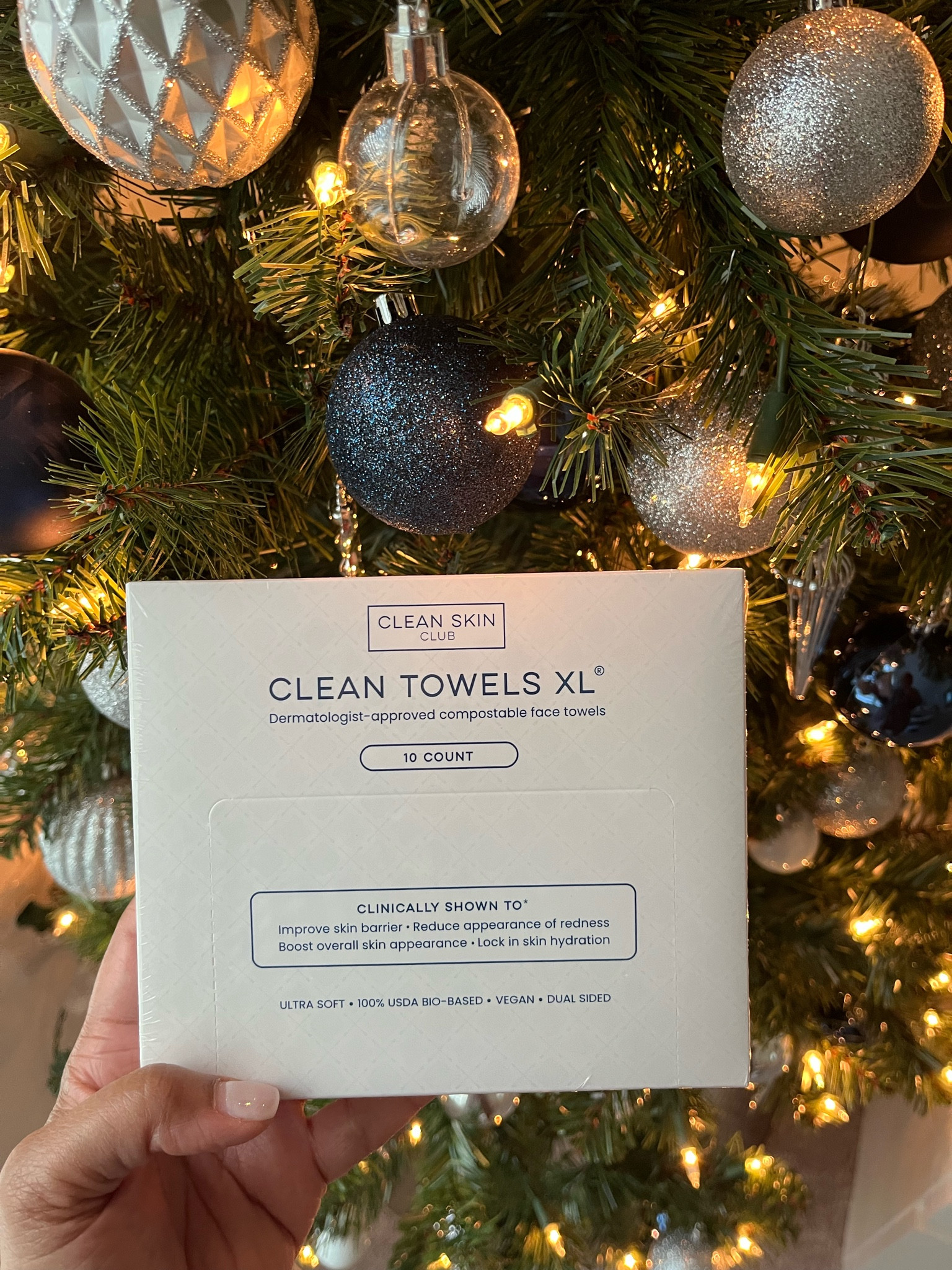 Great stocking stuffer gift!! Clean Towels XL are such a game-changer🧖🏾‍♀️

#LTKStyleTip #LTKBeauty #LTKGiftGuide