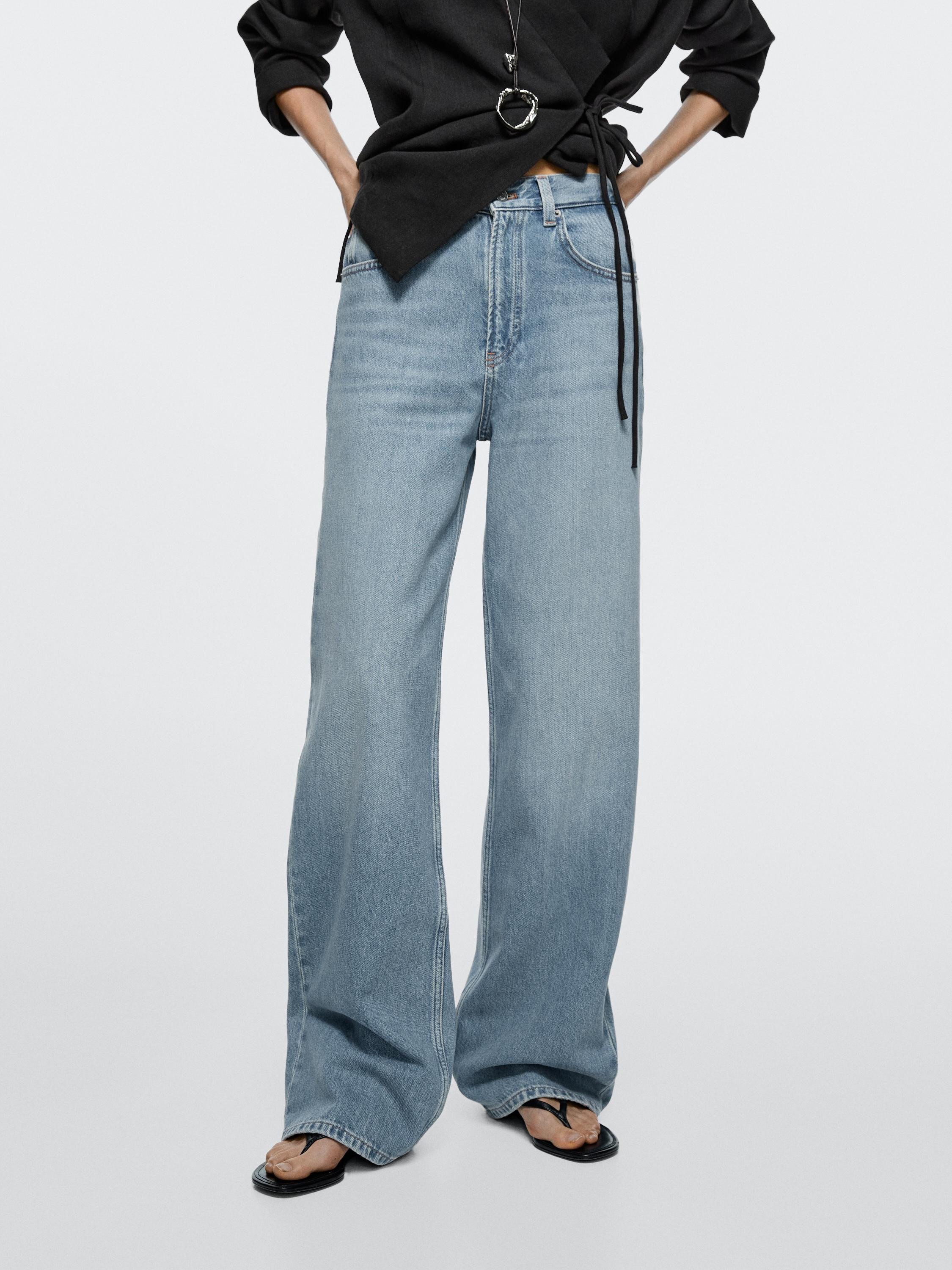 VIEW LOOK
High-waist wide-leg jeans

 £69.95  Colour:  Light Blue  Add to basket | Massimo Dutti UK