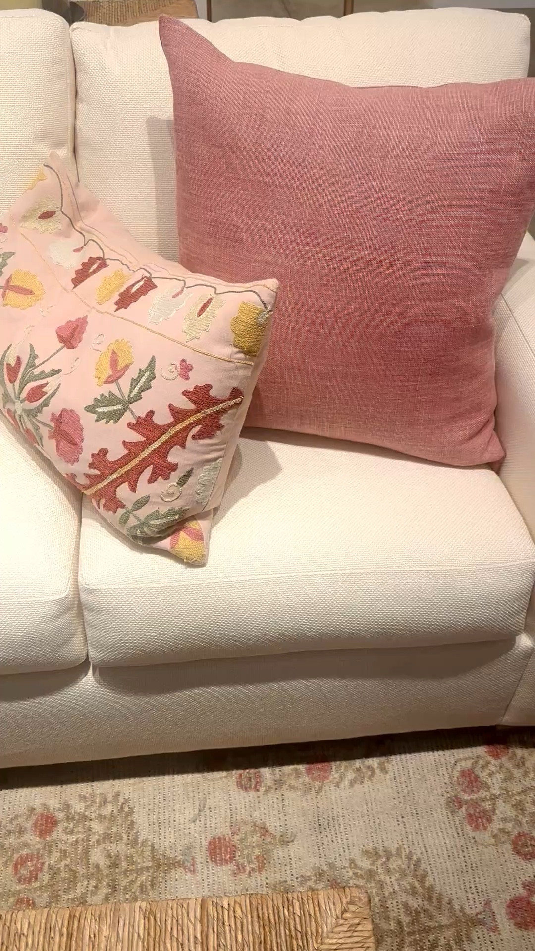 Instant spring makeover — a pink floral pillow paired with a floral rug, bringing a fresh, soft update to the space. Linked here.

#FloralPillow #FloralRug #SpringRefresh #HomeUpdate #LivingRoomStyle #ChicLiving 

#LTKFestival #LTKHome #LTKSaleAlert