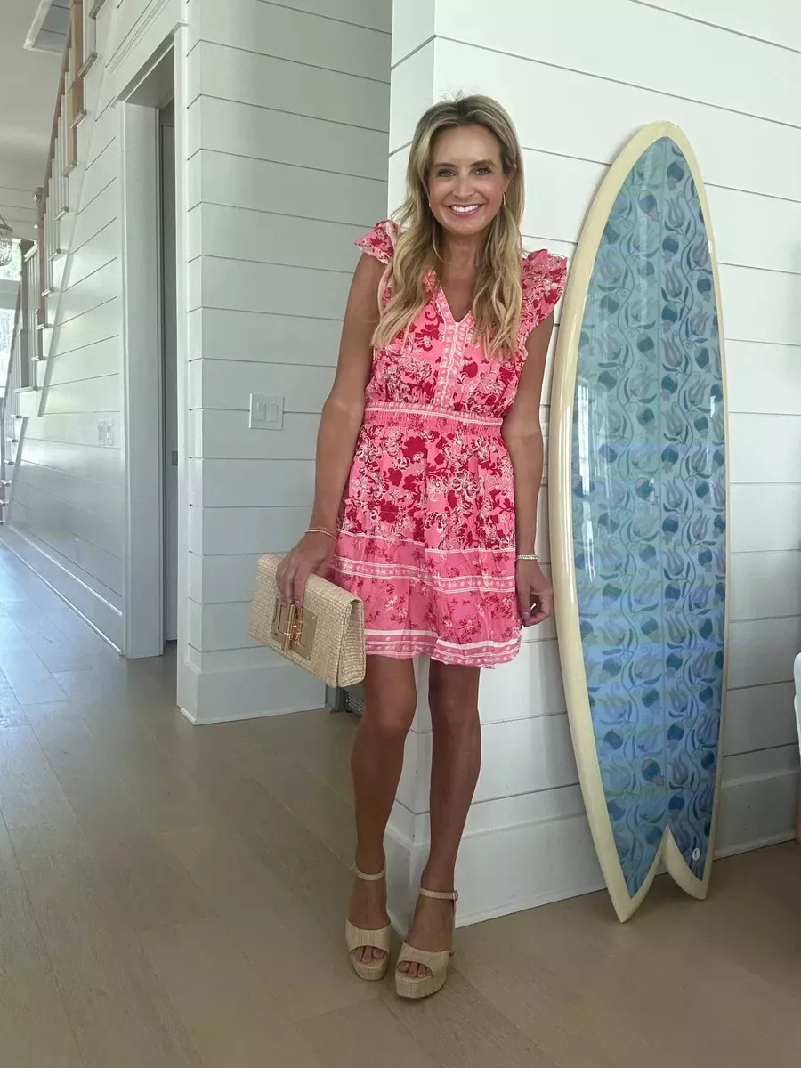 Such a cute dress! Wearing XS. Code FANCY15 for 15% off 

 #LTKSeasonal #LTKFindsUnder100 #LTKStyleTip