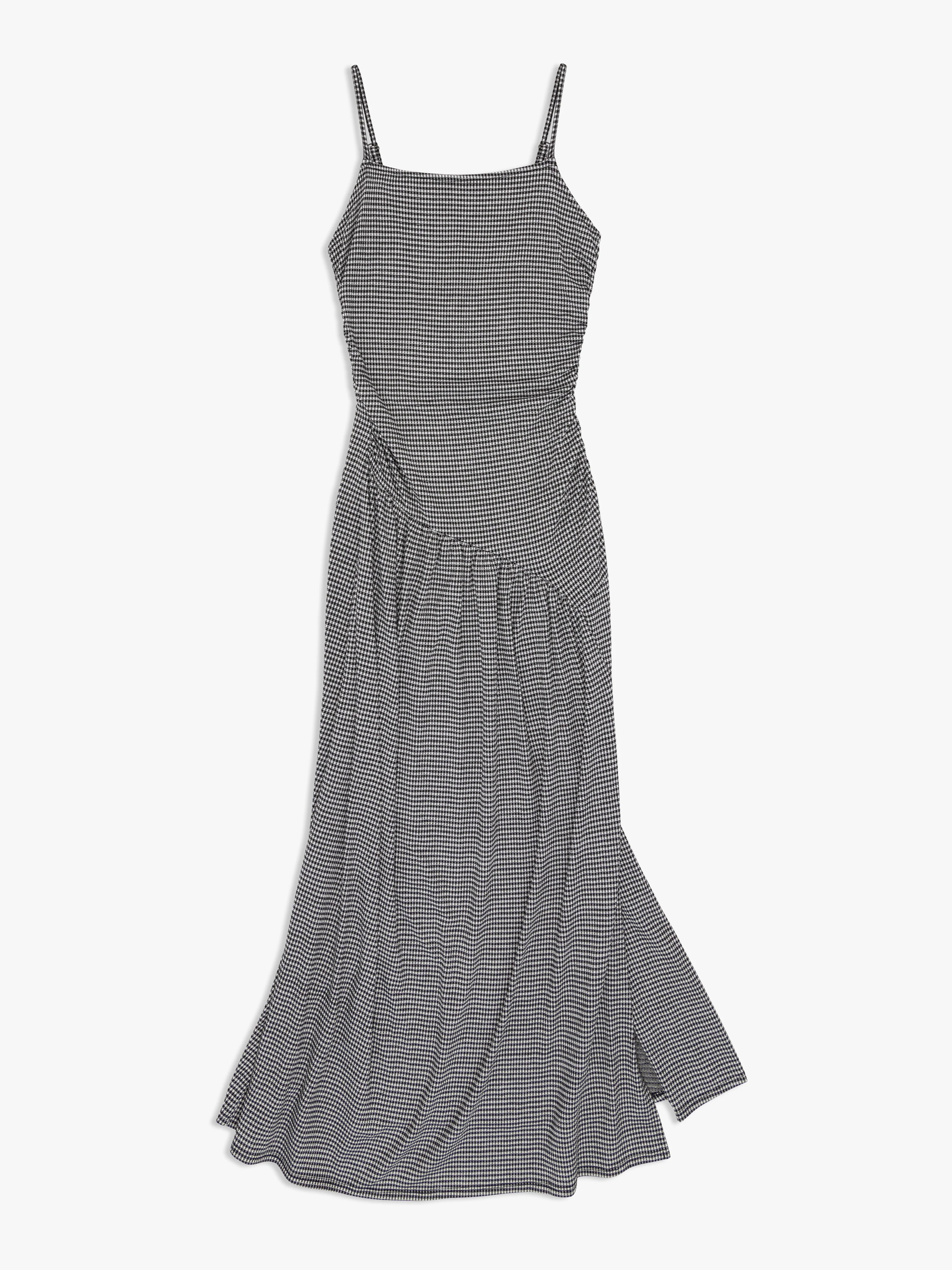 Lynn Midi Dress
                  
                  Lisa Says Gah | Lisa Says Gah