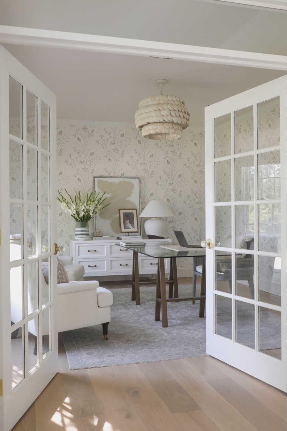 Serena and lily, Home Depot, home office, wool rug, desk chair, home decor, spring decor, neutral decor

#LTKsalealert #LTKhome #LTKstyletip