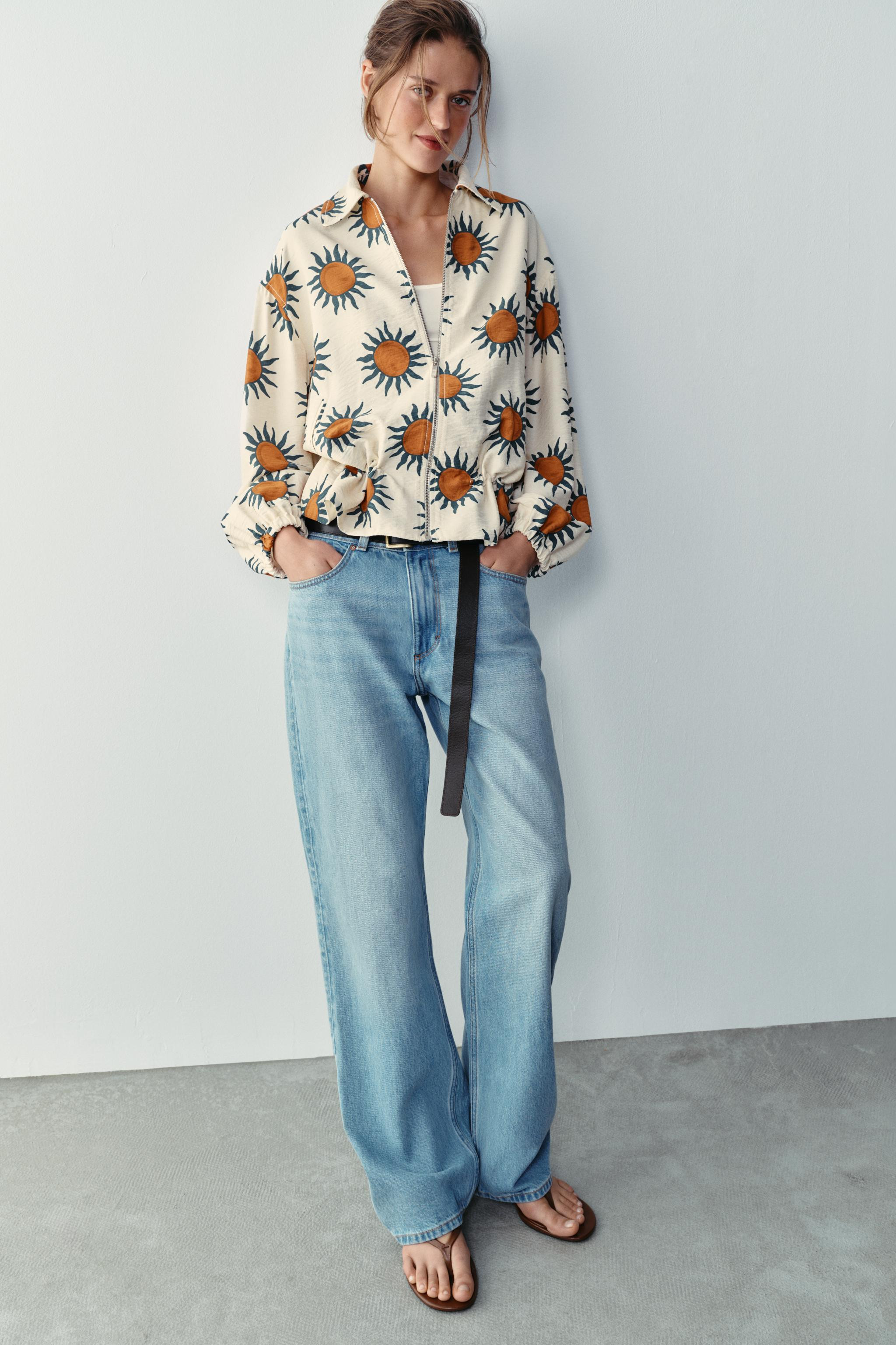 Jacket with a lapel collar and long sleeves with elastic cuffs. Double welt front pockets. Hem wi... | Zara US