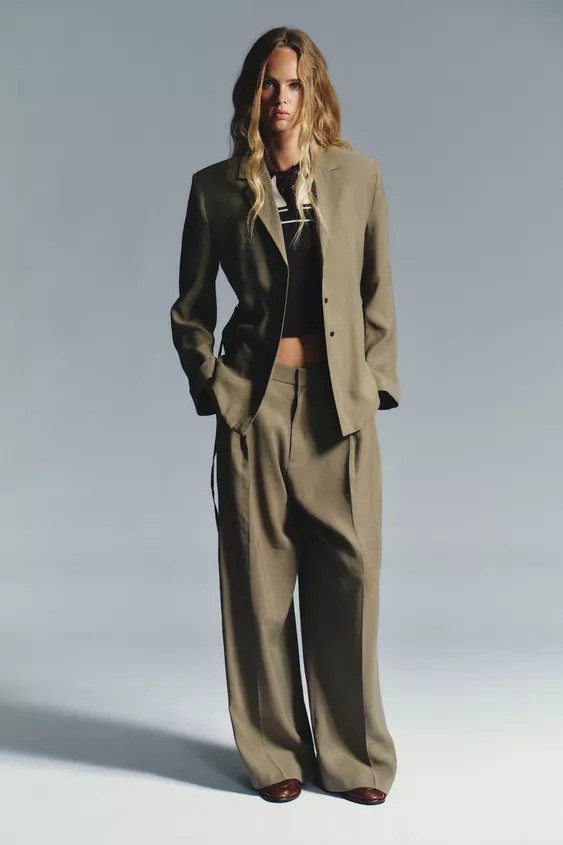 DOUBLE PLEAT FLAP PANTS | Zara US