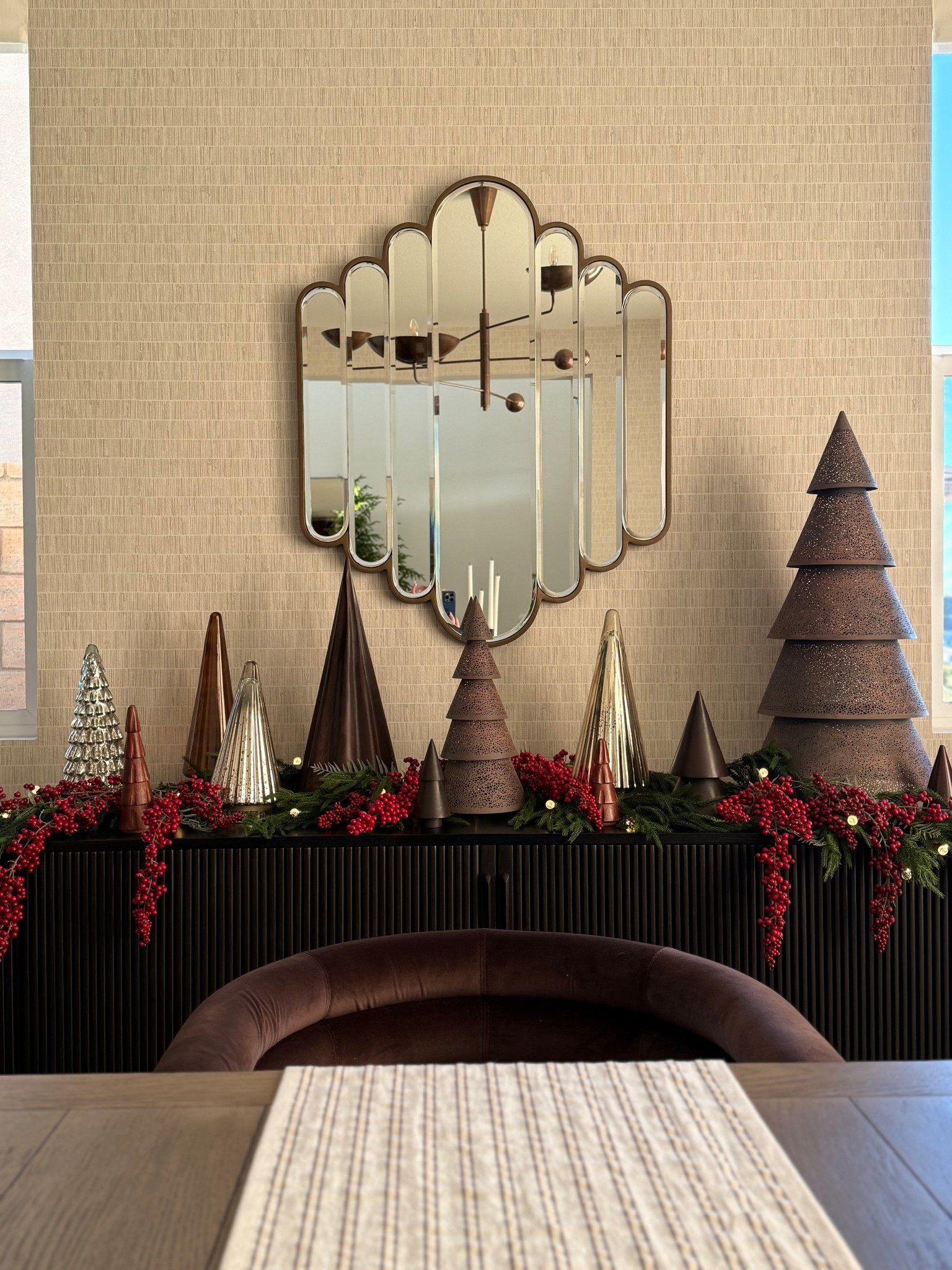 My favorite kind of holiday styling!🌲

#LTKHoliday #LTKHome #LTKSeasonal