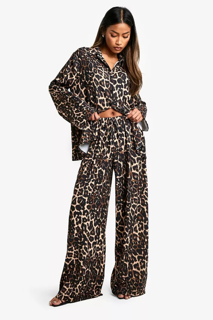 Relaxed Woven Leopard Shirt & Drawstring Wide Leg Trouser Co-ord | Boohoo.com (UK & IE)