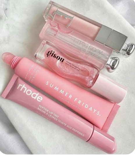 Perfect Pink Lip Combos | lip oils| beauty | rhode lip| summer fridays | gisou| dior lip oil| dior lip gloss| skin | makeup products | gift guide| gift for her 

 #LTKFindsUnder100 #LTKBeauty