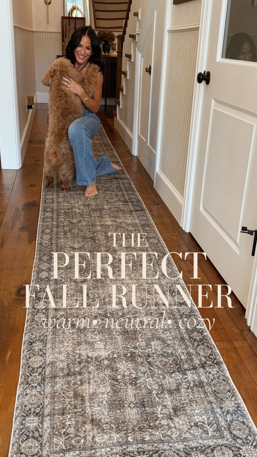 It’s wild what one little change can do 🤎 This runner brought the whole space together with the prettiest warm olive + neutral tones. Exactly the cozy fall layer this hallway needed.