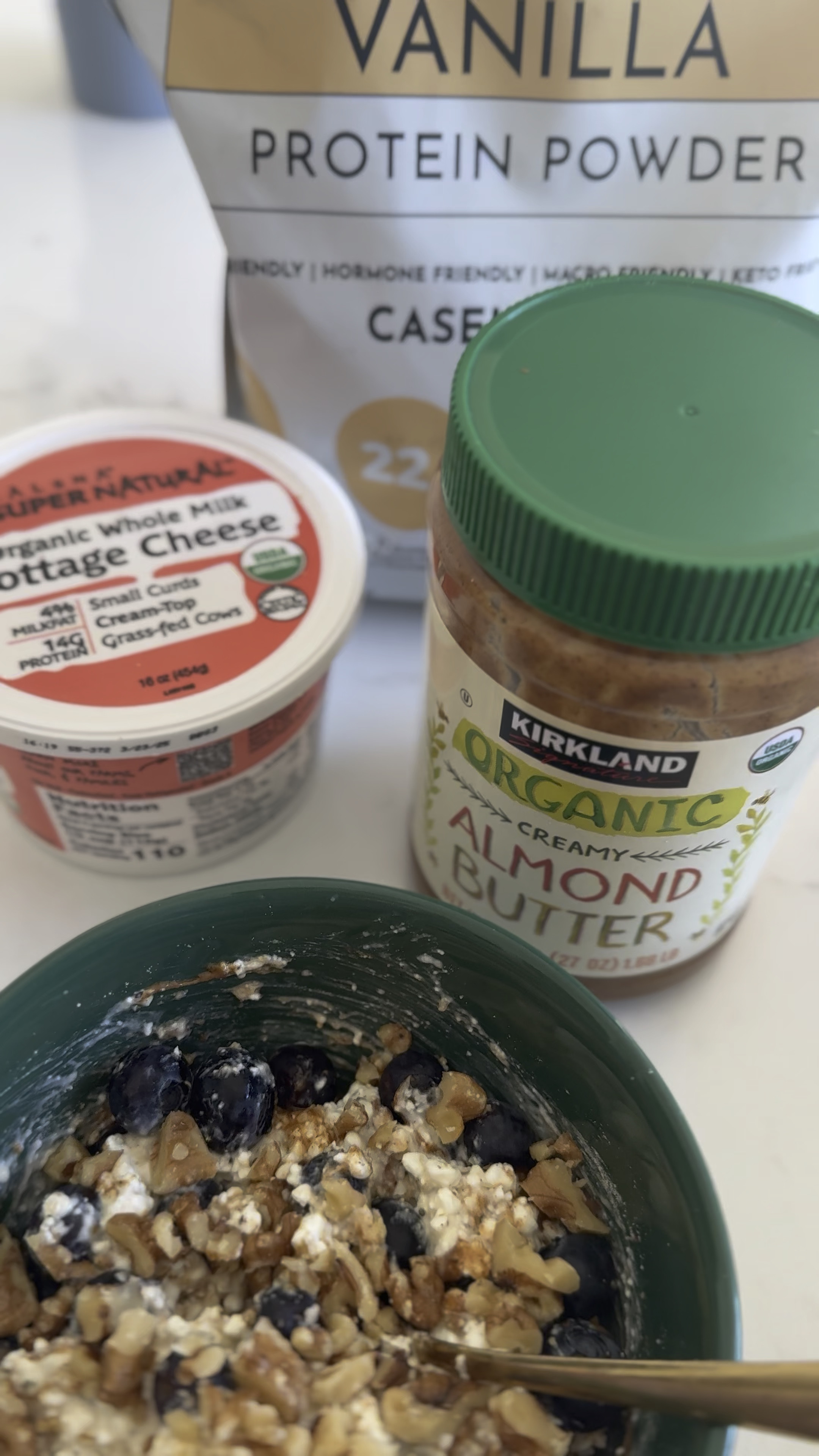 Protein packed breakfast I LOVE with over 50grams of protein + healthy fats & omegas which I need to keep my energized + hormones balanced at 41 👏🏻


#LTKWatchNow #LTKHome #LTKOver40