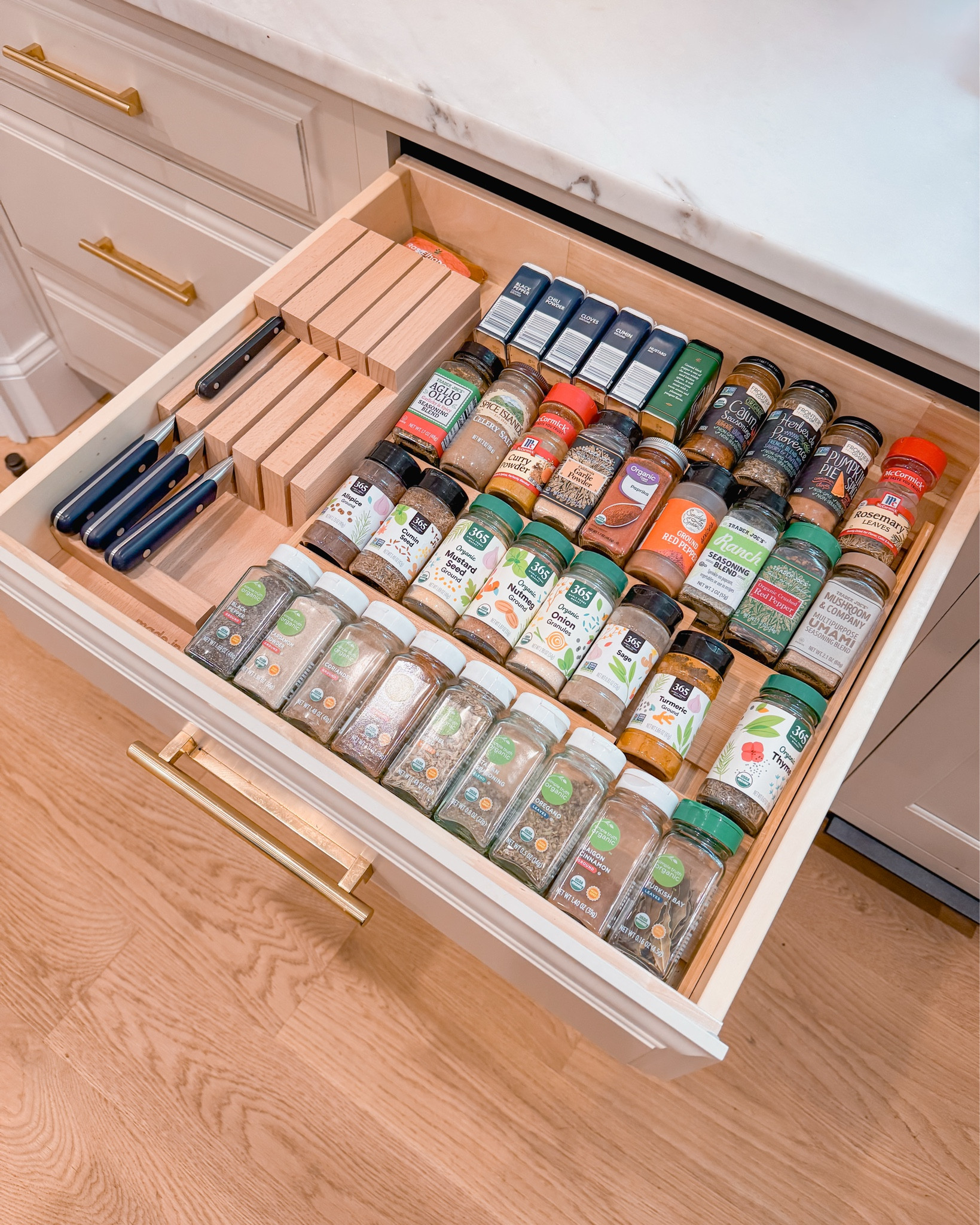 An organized kitchen is so much more than just tidy cabinets! 🍽️✨

It's easy dinner prep when you can find everything you need. It's quick cleanup because everything has a home. It's kids who can actually help unload the dishwasher and grab their own cups without asking 'Mom, can you get the… ?’ It's stress-free lunch packing and smooth morning routines.

When your kitchen works FOR your family instead of against it, everything flows better!

📅 Now booking September projects - perfect timing for fall organization! DM me to secure your spot and transform your kitchen! 

#LTKFamily #LTKKids #LTKHome