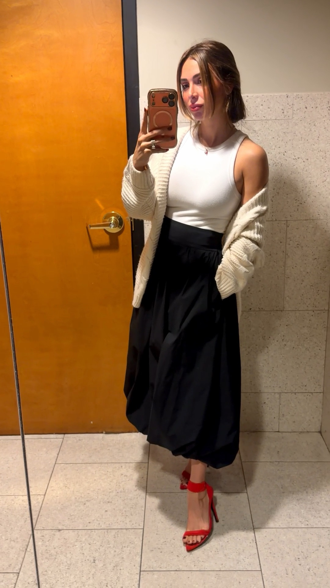 Comfy Day at The office 

#LTKvlog