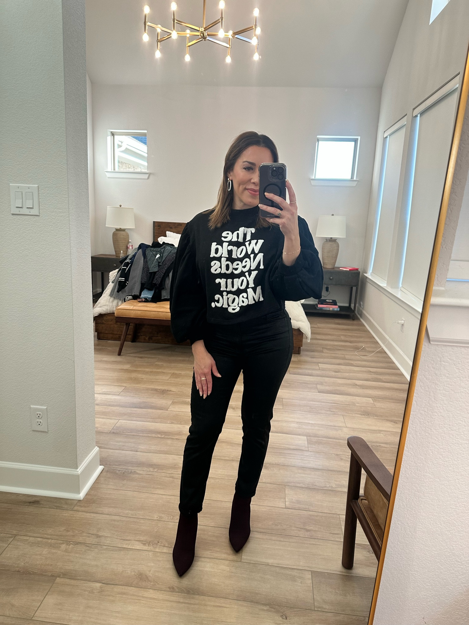 The World Needs Your Magic! ✨

Shirt from Dressed in Lala - small 
Jeans-4
Kendra Scott earrings, color bar.


#LTKSeasonal #LTKworkwear #LTKstyletip