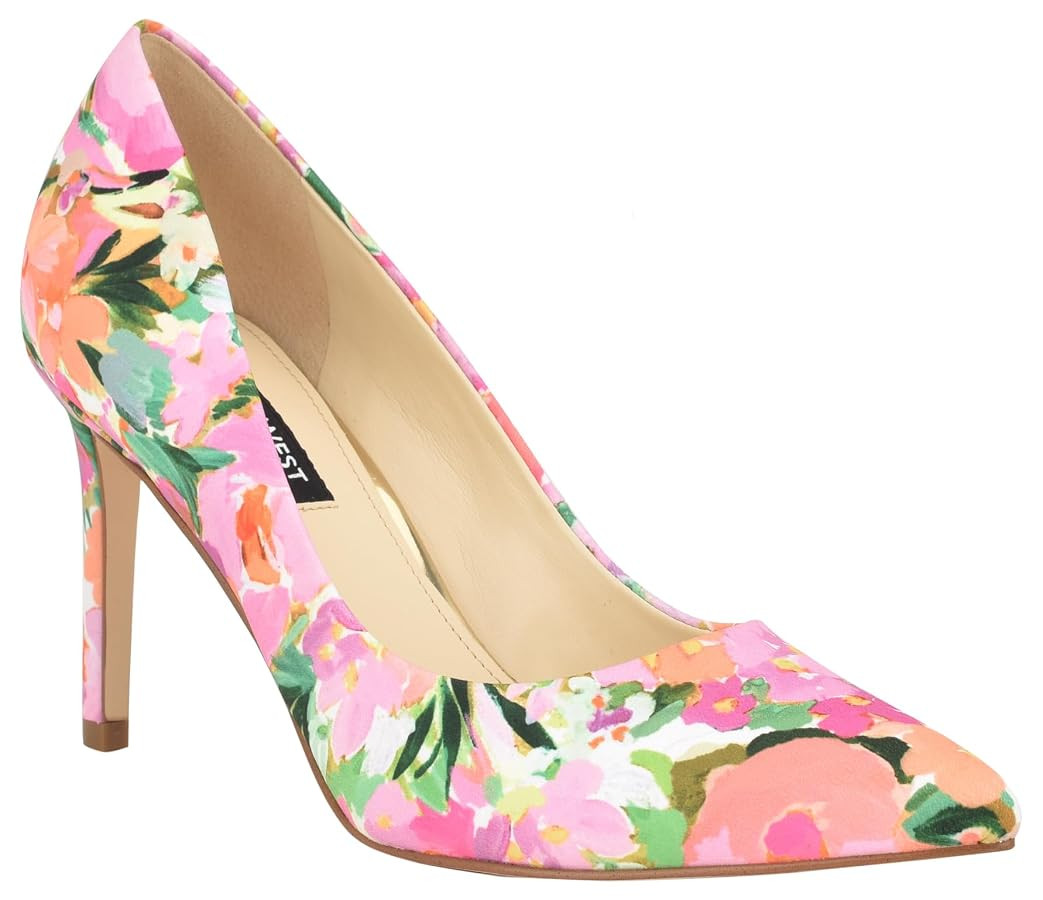 Pointy Toe Ezra Pumps | Amazon (US)