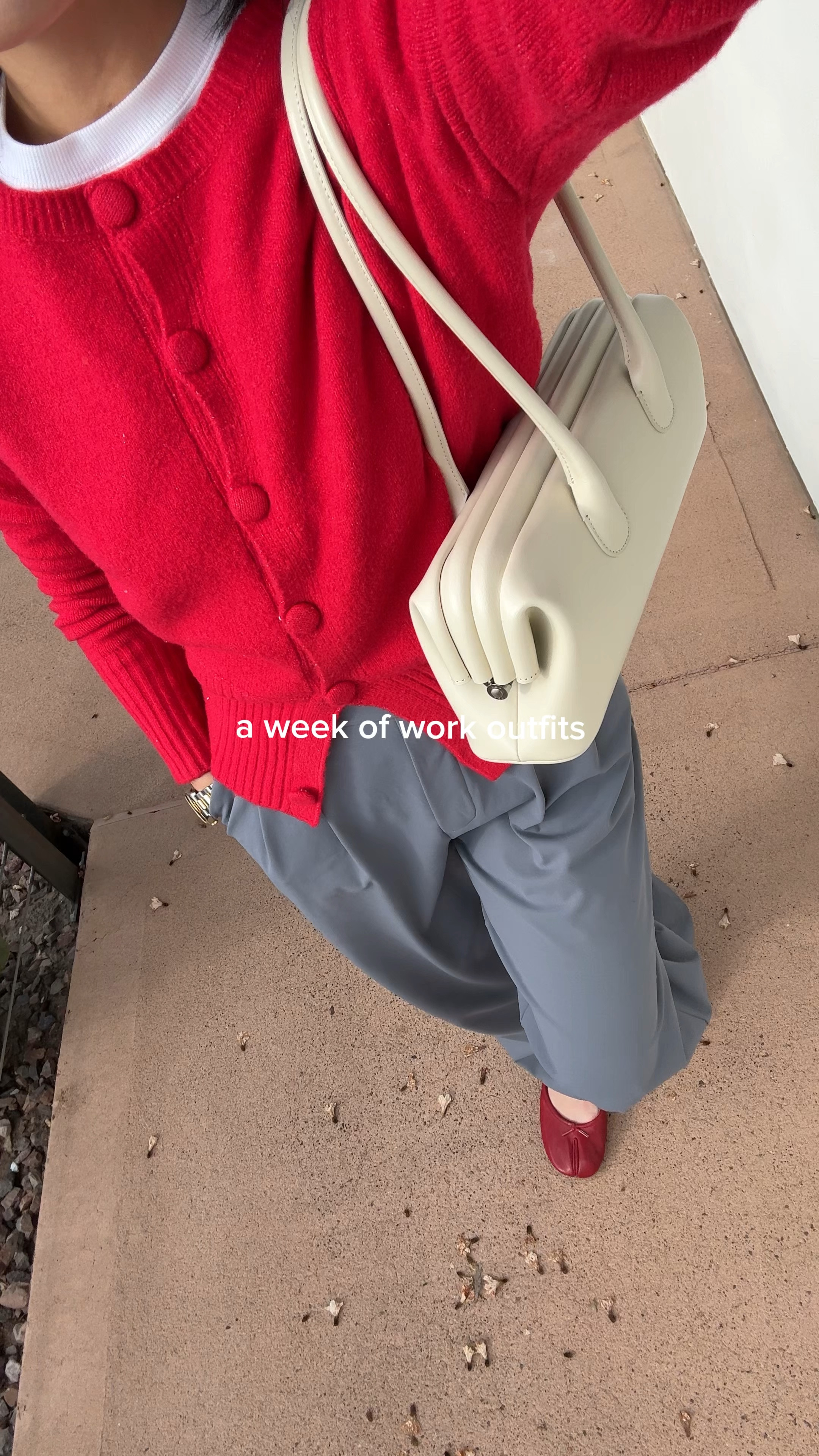 2025 ins: re-wearing pieces! I’m wearing the @lululemon Daydrift Trousers in XS made of their Luxtreme fabric so it feels like you’re wearing leggings but it looks like you’re fit to head to a meeting or grab dinner with the girls! Whatever your plans are, the daydrift trousers will fit seamlessly with any occasion without skimping on your comfort or style 
#lululemonpartner #ad #workwear #workoutfits #officeoutfits 

#LTKTravel #LTKWorkwear #LTKStyleTip