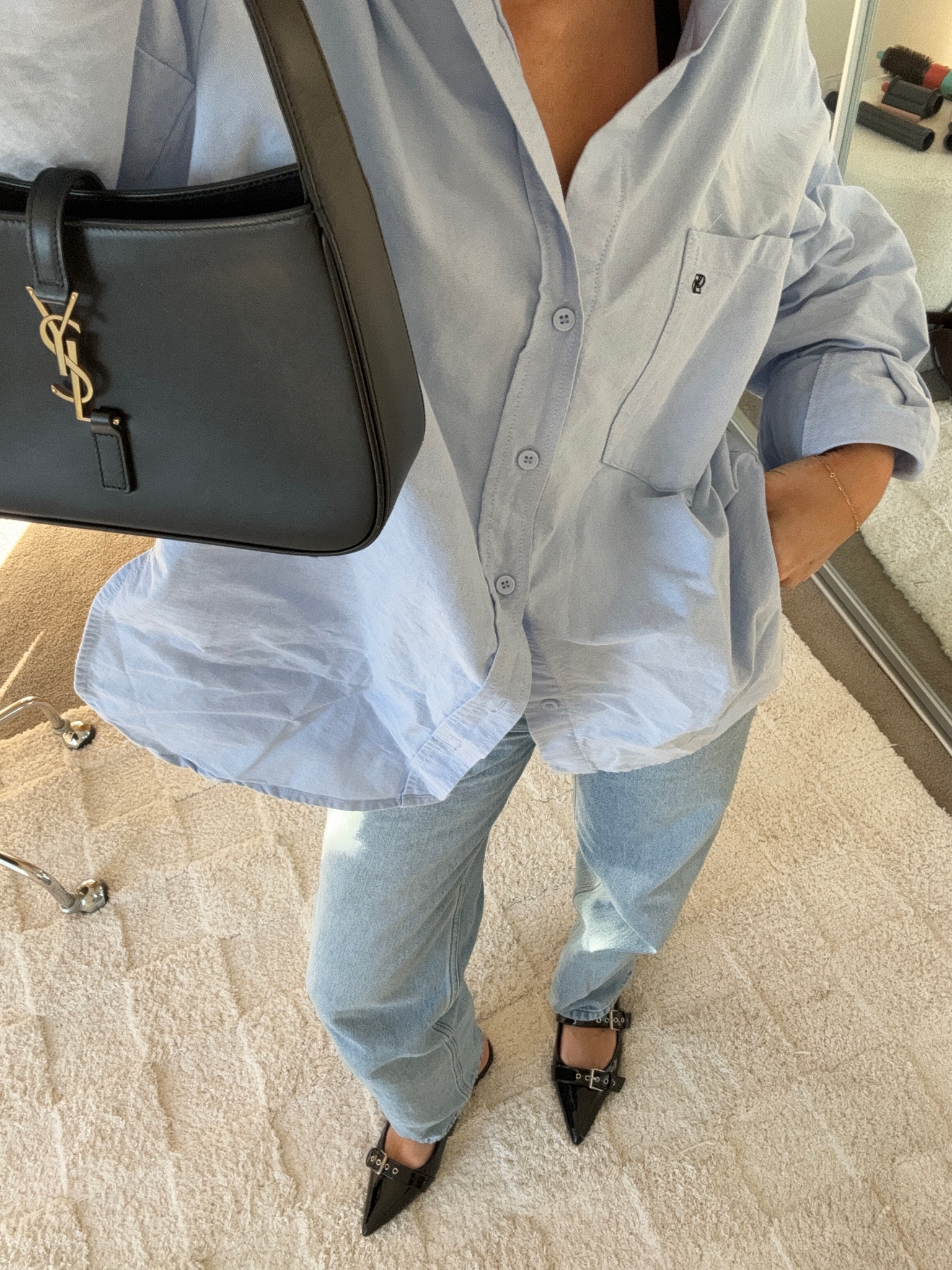 OOTD - felt blue today

6 on Dissh shirt
6 on Henne jeans 

#LTKnewzealand #LTKaustralia #LTKbeauty