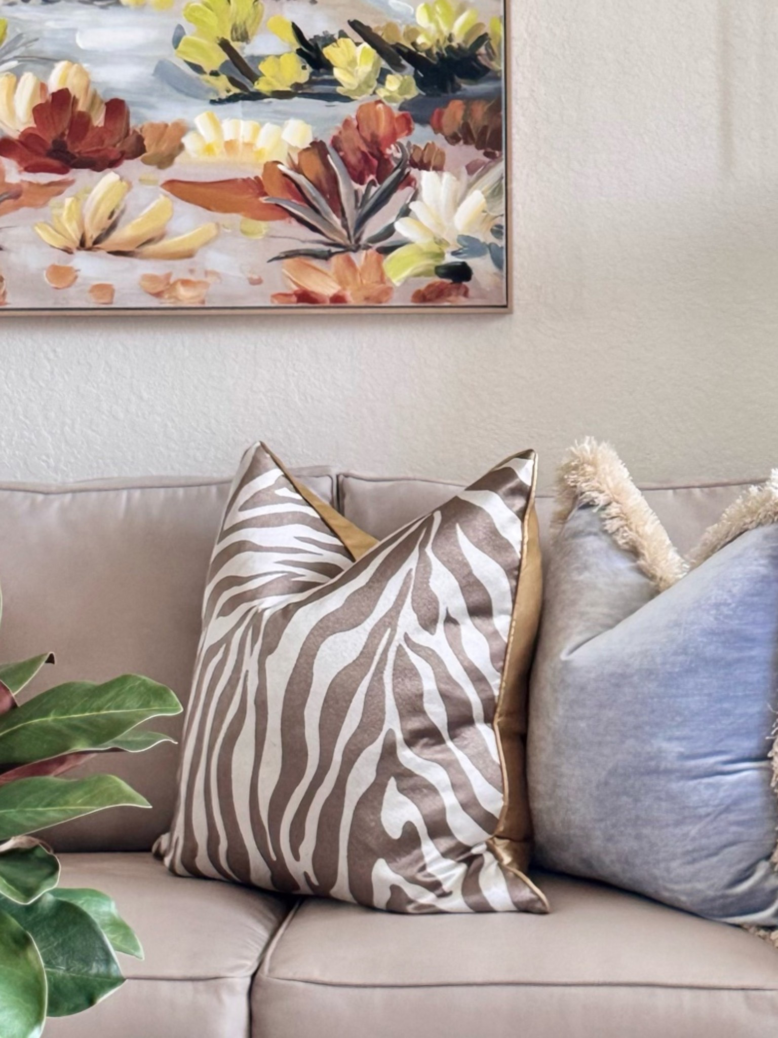 🙌🏼Stunning & affordable throw pillow covers from Amazon, perfect for fall! These animal print pillow covers are well made and the fabric looks & feels incredible! 🤎

Home Decor | Fall Decor | Transitional Living Room Decor | Seasonal Decor | Southern Style Decor | Amazon Home

#LTKHome #LTKSeasonal