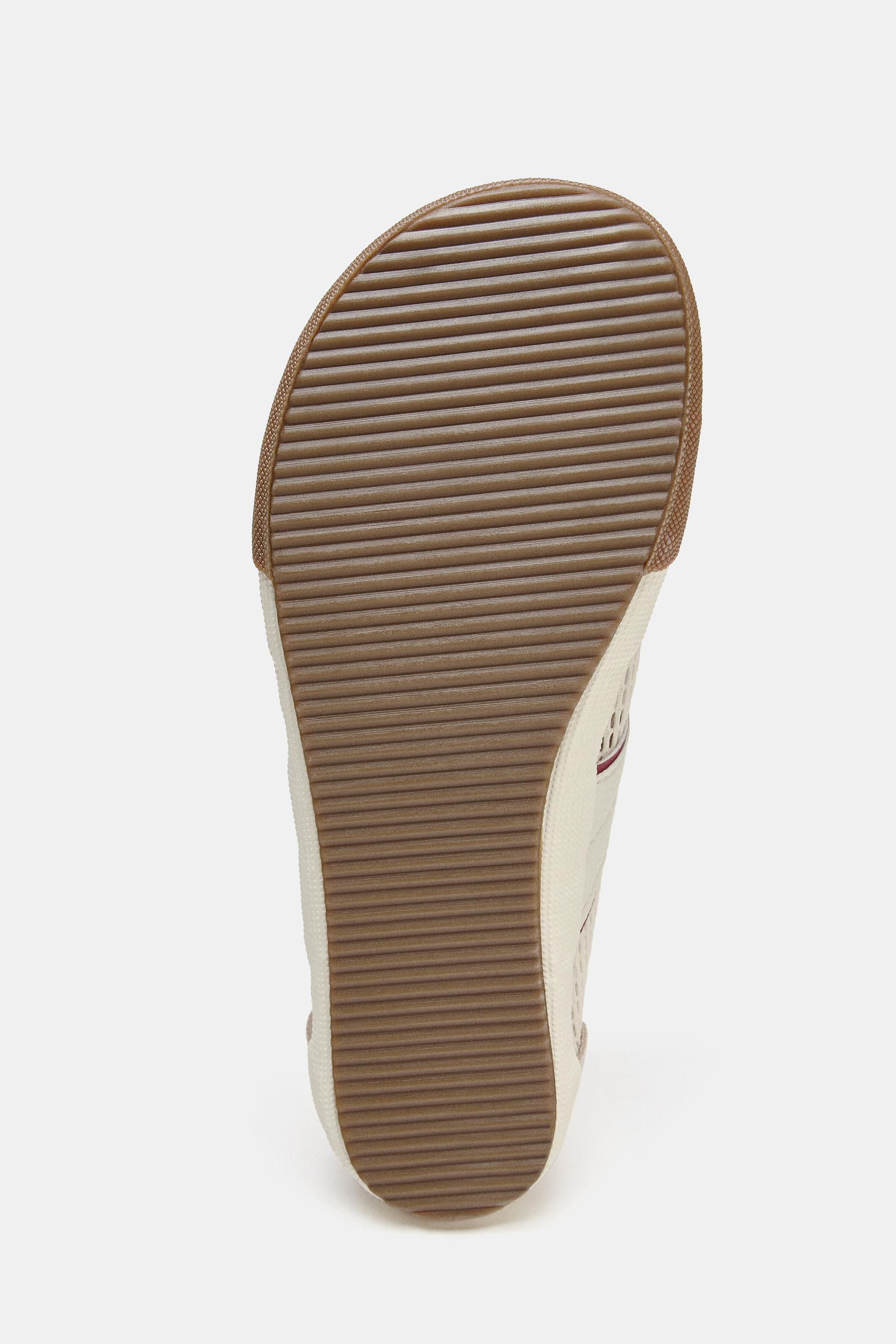 MESH BAREFOOT TRAINERS | Zara UK