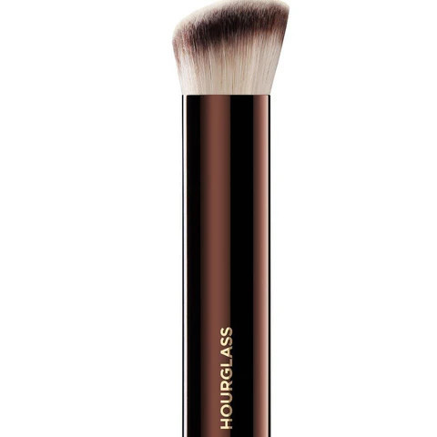 Vanish™ Seamless Finish Foundation Brush | Hourglass Cosmetics