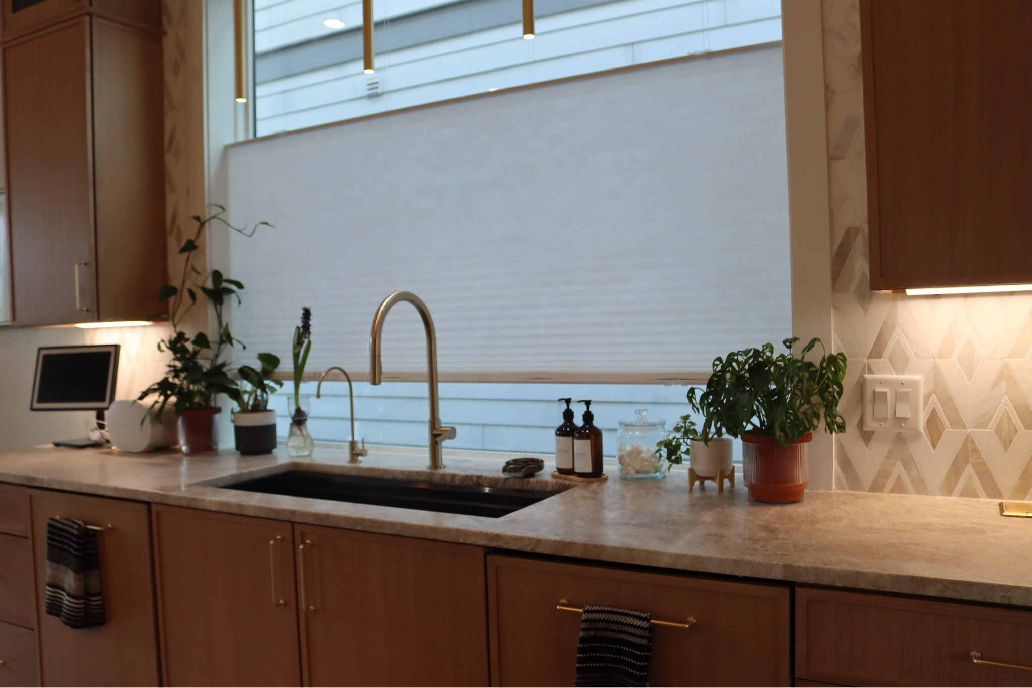 Kitchen


#LTKgrwm #LTKootd #LTKHome