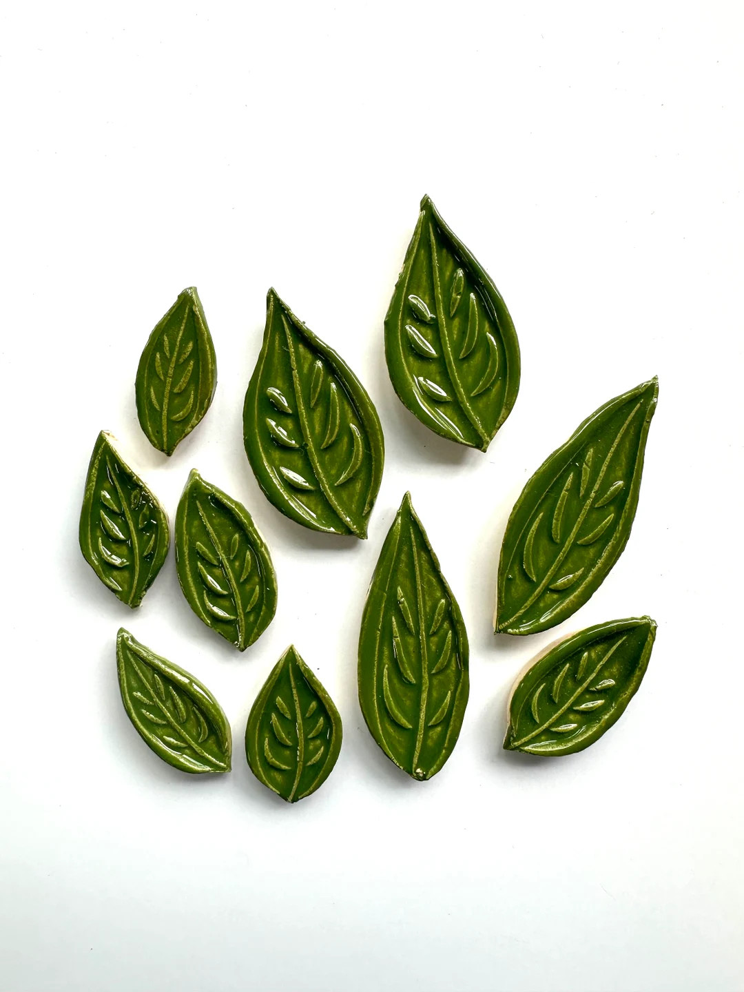 Bag of 10 Mixed Sizes of Leaves for Use in Mosaics/craft Projects/ceramic/green/chartreuse - Etsy | Etsy (US)