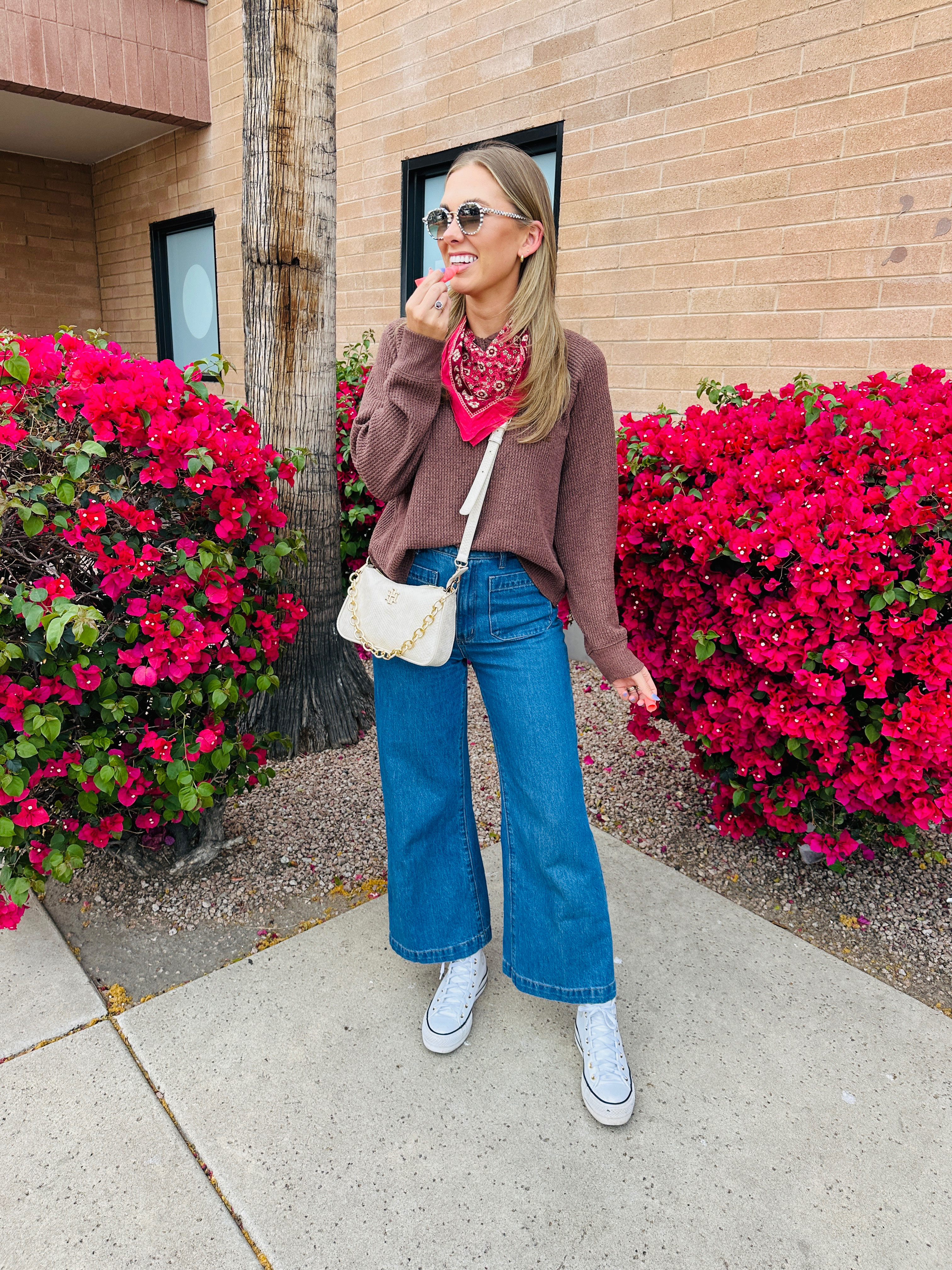 A recent favorite outfit! A Sezane scarf dresses up any outfit!

OOTD
Spring outfit
jeans
converse
pink outfit 
neck scarf  

 #LTKFestival #LTKSeasonal #LTKStyleTip