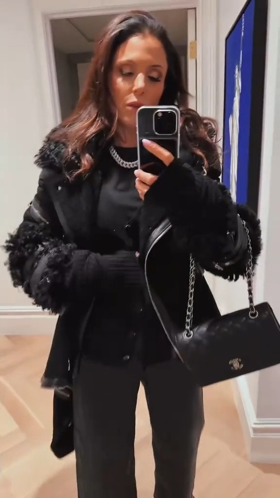 Fit check ✨ It’s giving MOIRA ROSE

#LTKStyleTip #LTKWatchNow