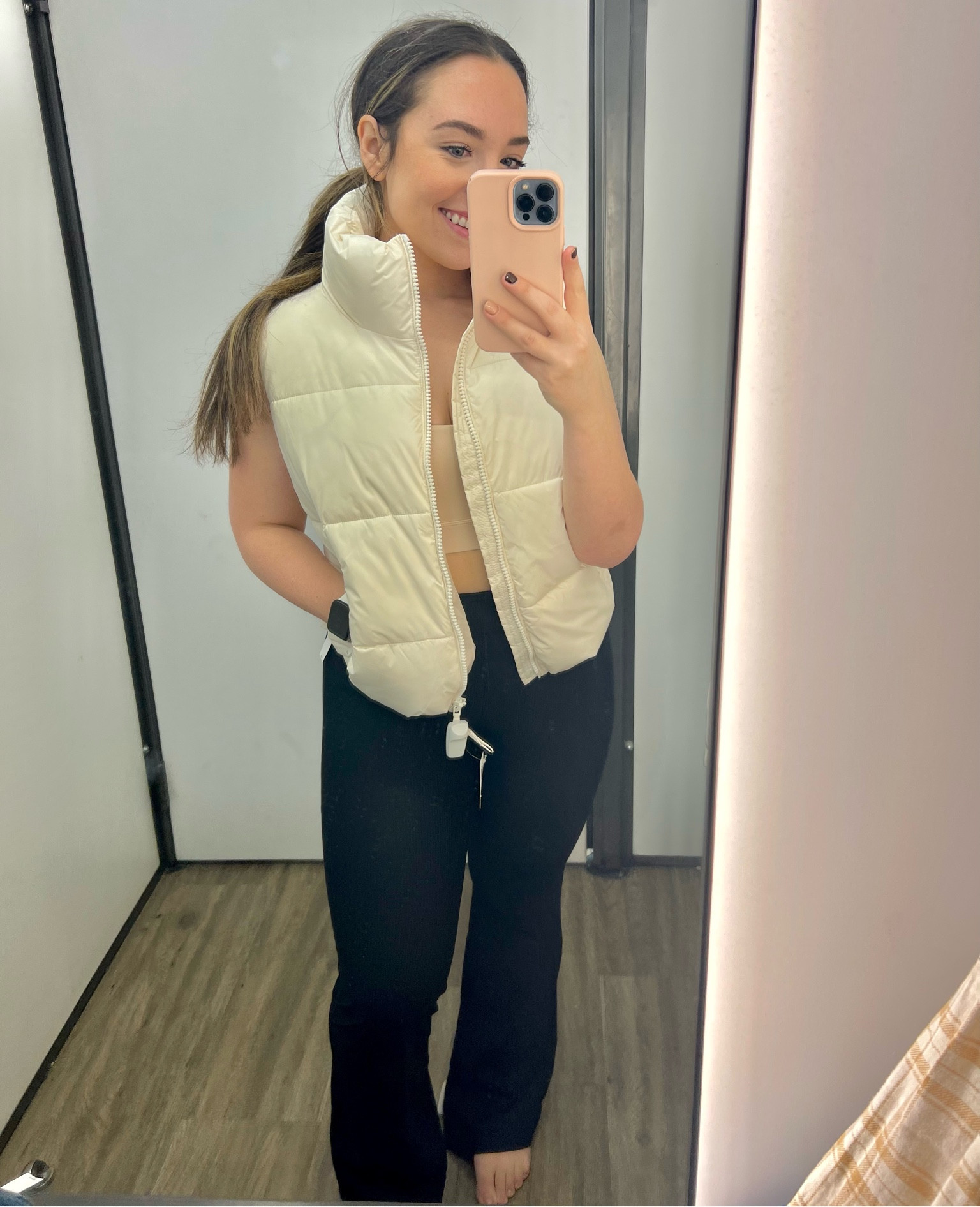 OLD NAVY 50% OFF TODAY 🚨#salealert #oldnavy #puffervest #flaredlegging

#LTKSeasonal #LTKsalealert #LTKcurves