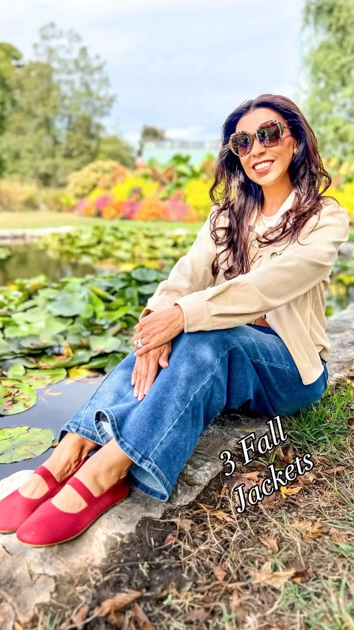 Transition into fall with these 3 essential jackets! 
5’1 115 lbs wearing small 
1.	Corduroy Shacket
2.	Cardigan:
3.	Bomber Jacket 

#petitefashion #amazonfashion #ltkfashion

#LTKSeasonal #LTKMidsize #LTKStyleTip