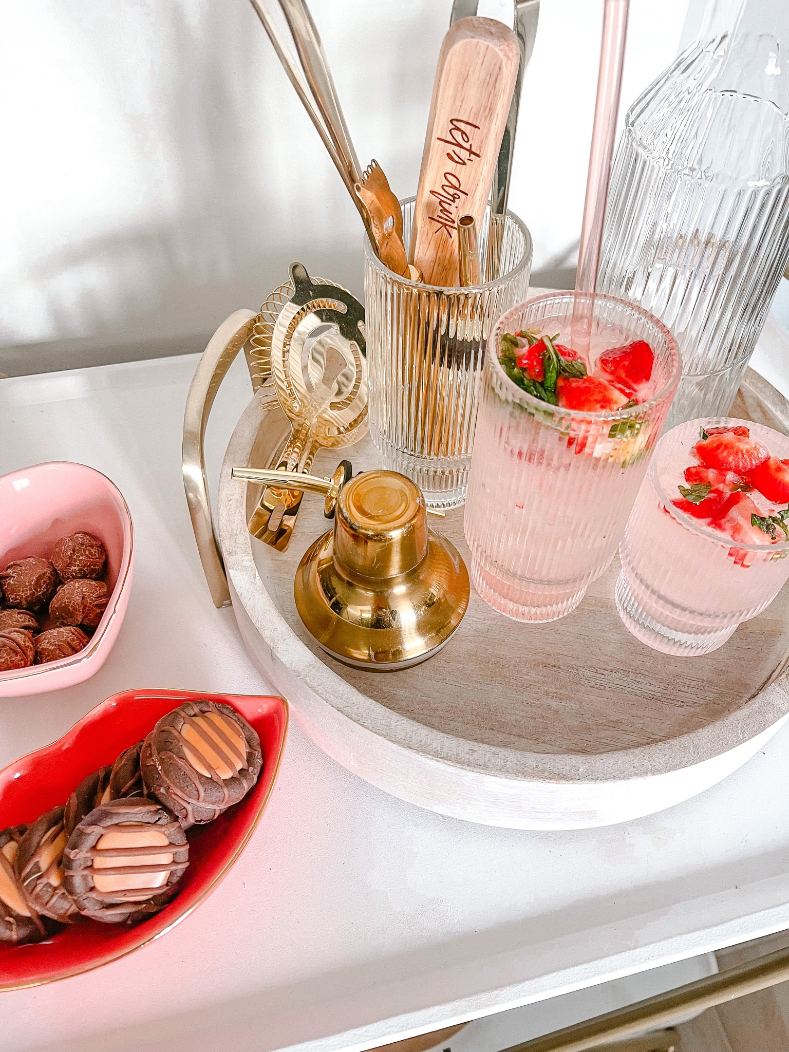 Valentines Mocktail #mocktail #ribbedasses #glassware #amazon #target #snacks #cocktails #cocktailhour #barcart #galentines #valentines #party #drinkware #vday #cup #valentinesbarcart #homedecor #homefinds #gifts #giftsforher #giftguide #giftidea

#LTKSeasonal #LTKGiftGuide #LTKunder50