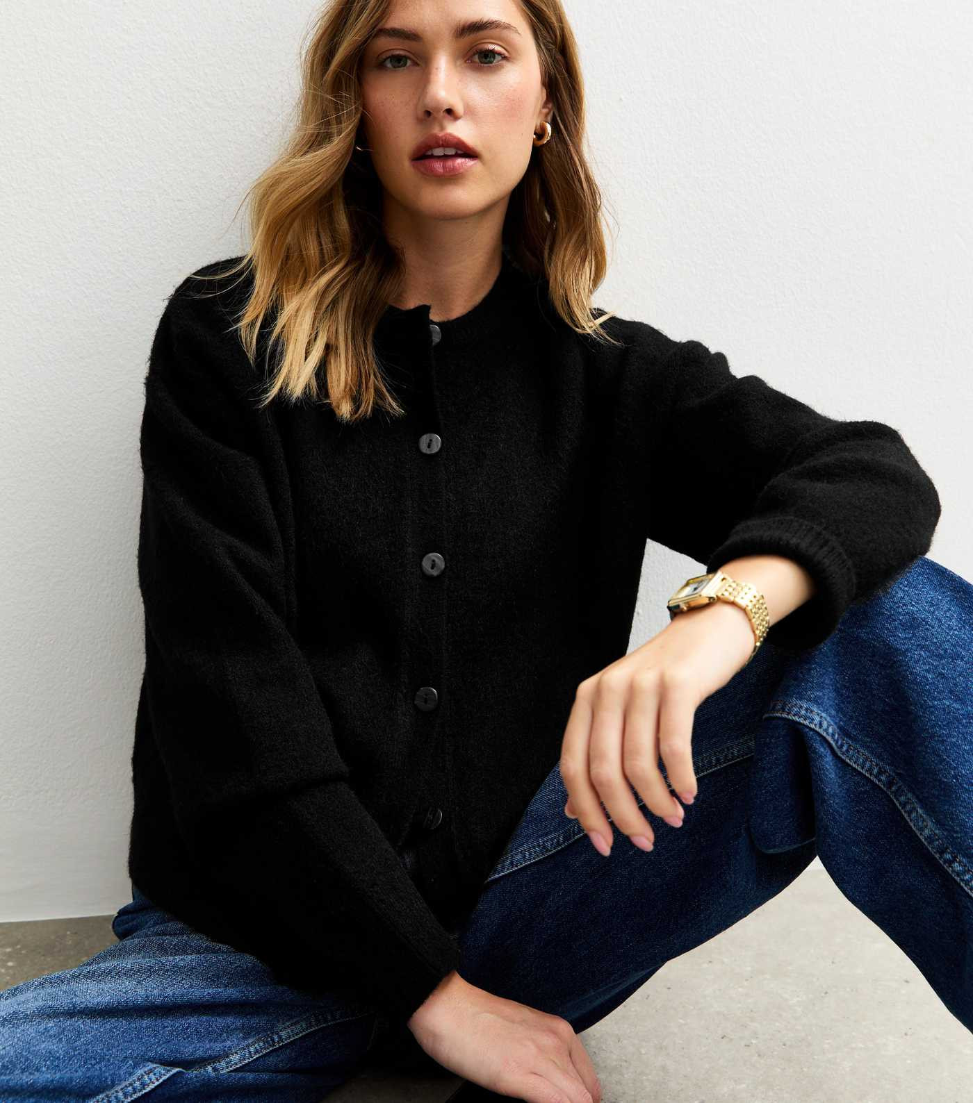 Black Crew Neck Knit Cardigan | New Look | New Look (UK)