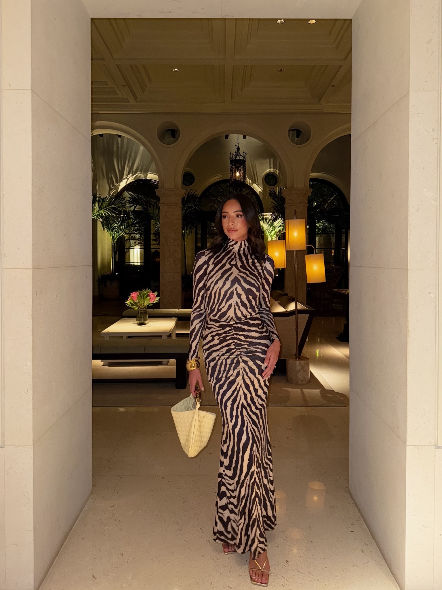 Fall Trends 2025: Animal Print 🦓🐆🐍 Wearing size XS zebra print maxi dress 


Vacation outfit 
Dinner outfit 
Resortwear
Fall outfit 
Fall fashion 
Maxi dress

#LTKStyleTip #LTKTravel #LTKSeasonal