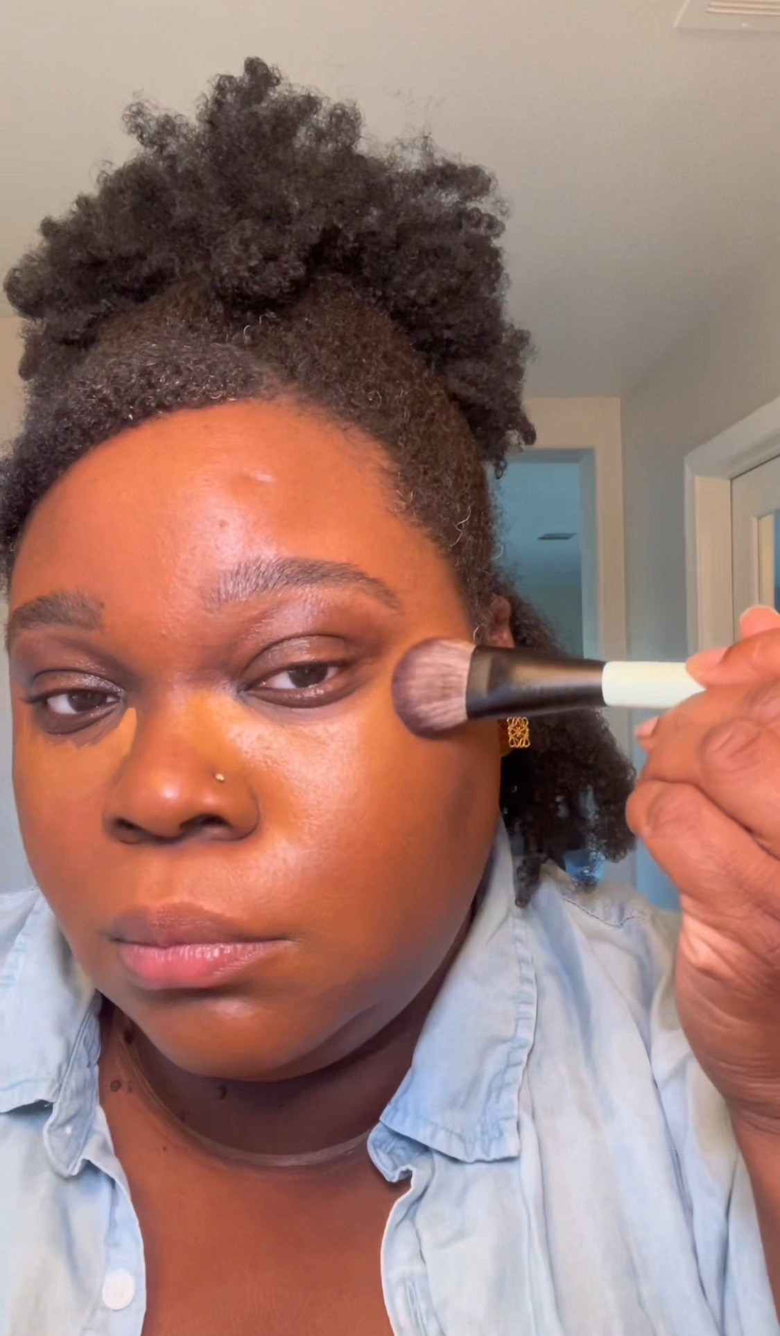 This dual ended complexion brush blending out concealer and bronzer so seamlessly 😍 
#amazonfinds 

#LTKBeauty