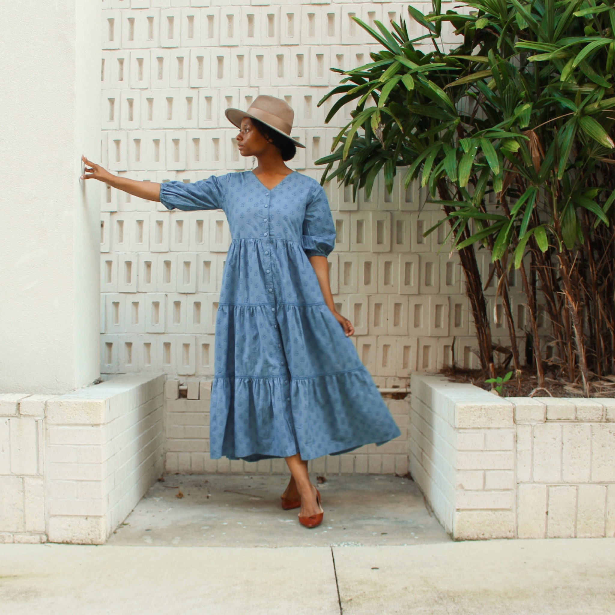 Dusty blue block print dress perfect for fall

#LTKstyletip #LTKSeasonal