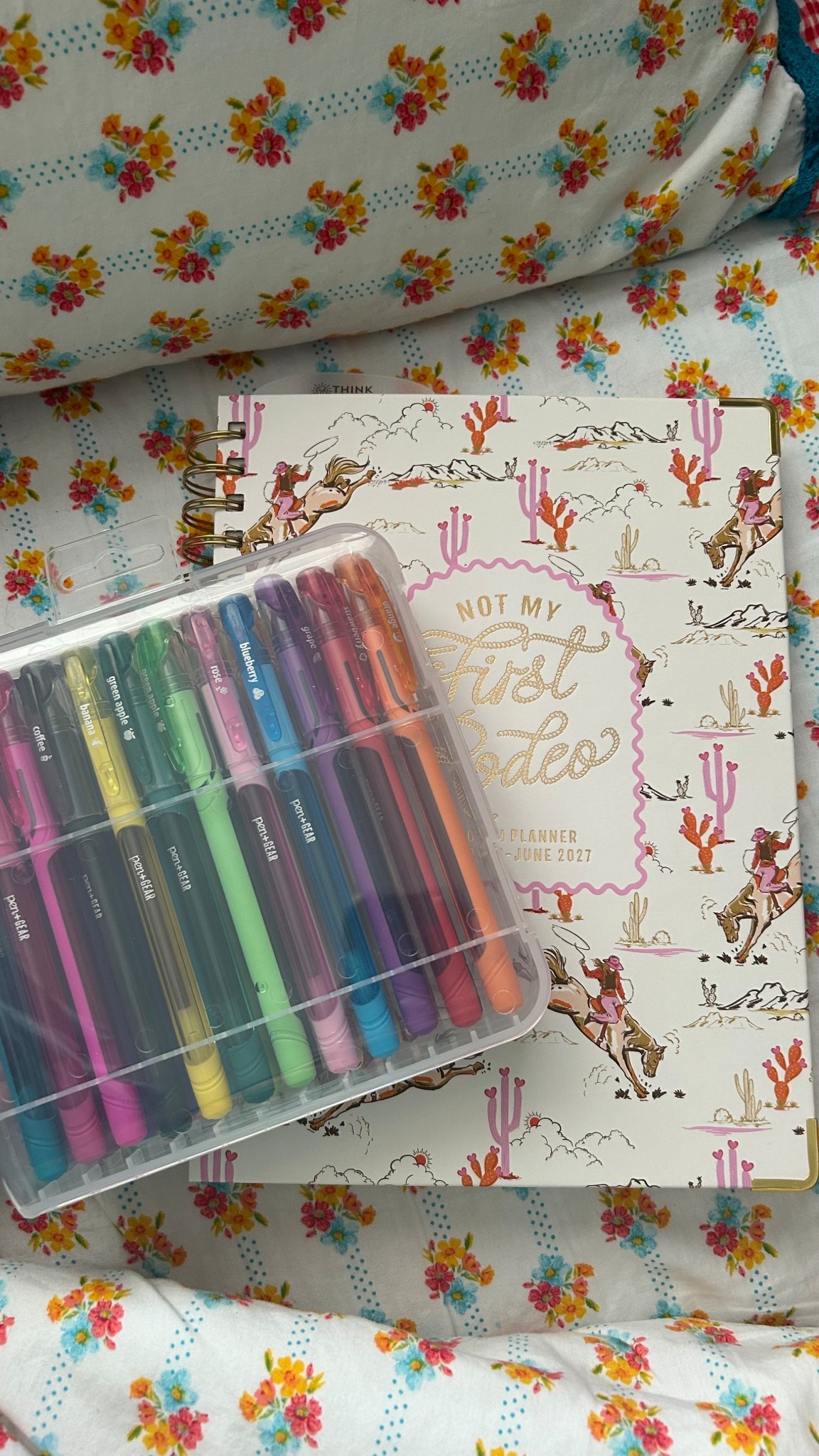 Planner & Pens 🌈

#LTKU #LTKmorningroutine #LTKmomlife
