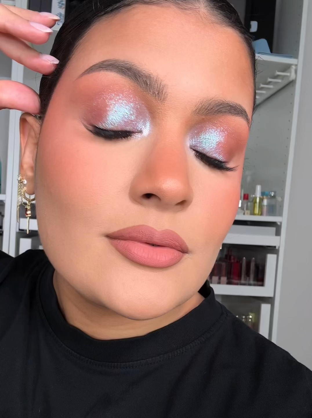 Duo chrome eyeshadow 🩵🪼✨



#LTKStyleTip #LTKSummerSales #LTKBeauty