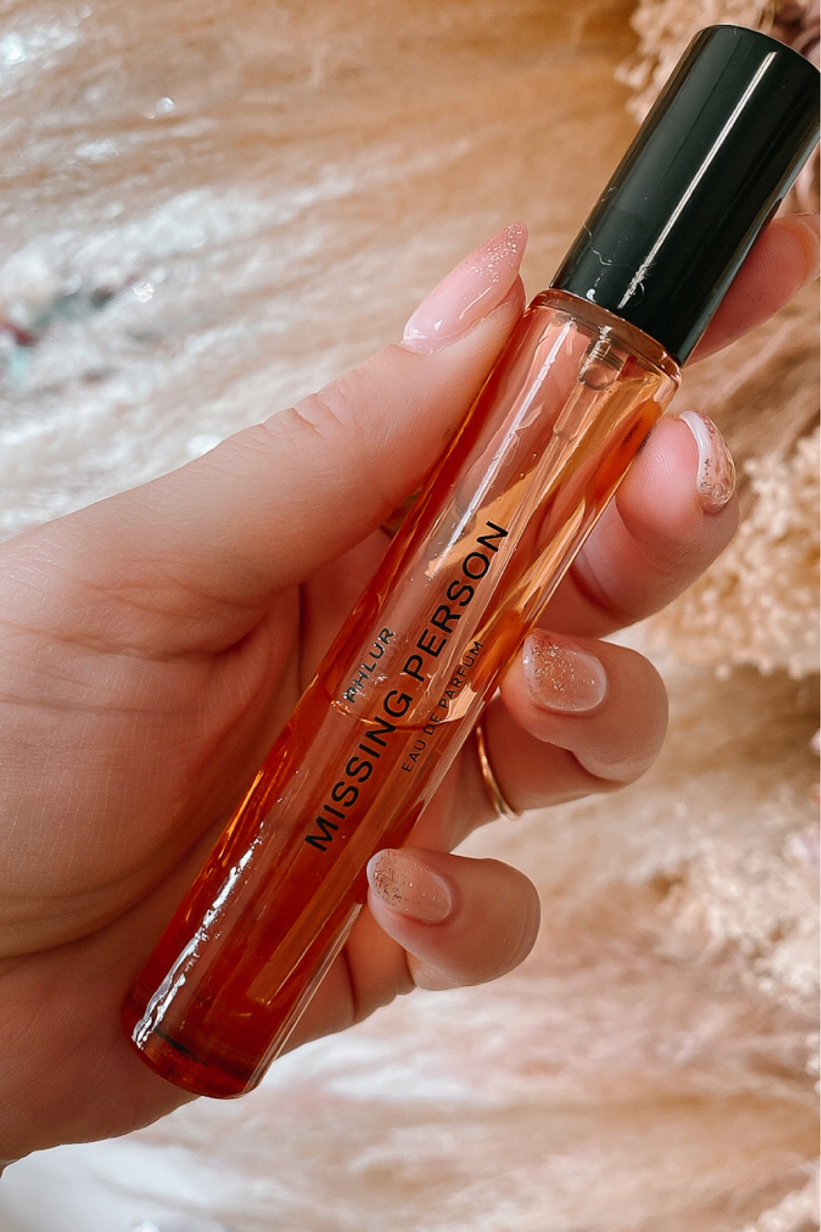 A dreamy winter fragrance  

#LTKcurves #LTKfit #LTKbeauty