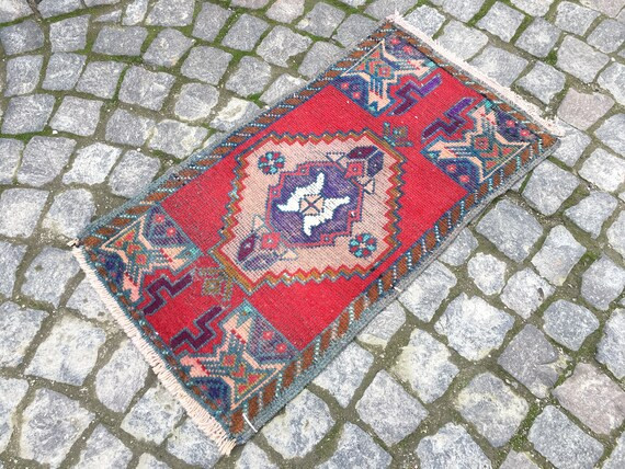 Door Mat, 1.8x2.12ft, Yastik Rug, Faded Small Size Runner Rug, Oushak Runner Rug, Turkish Rug, mi... | Etsy (US)