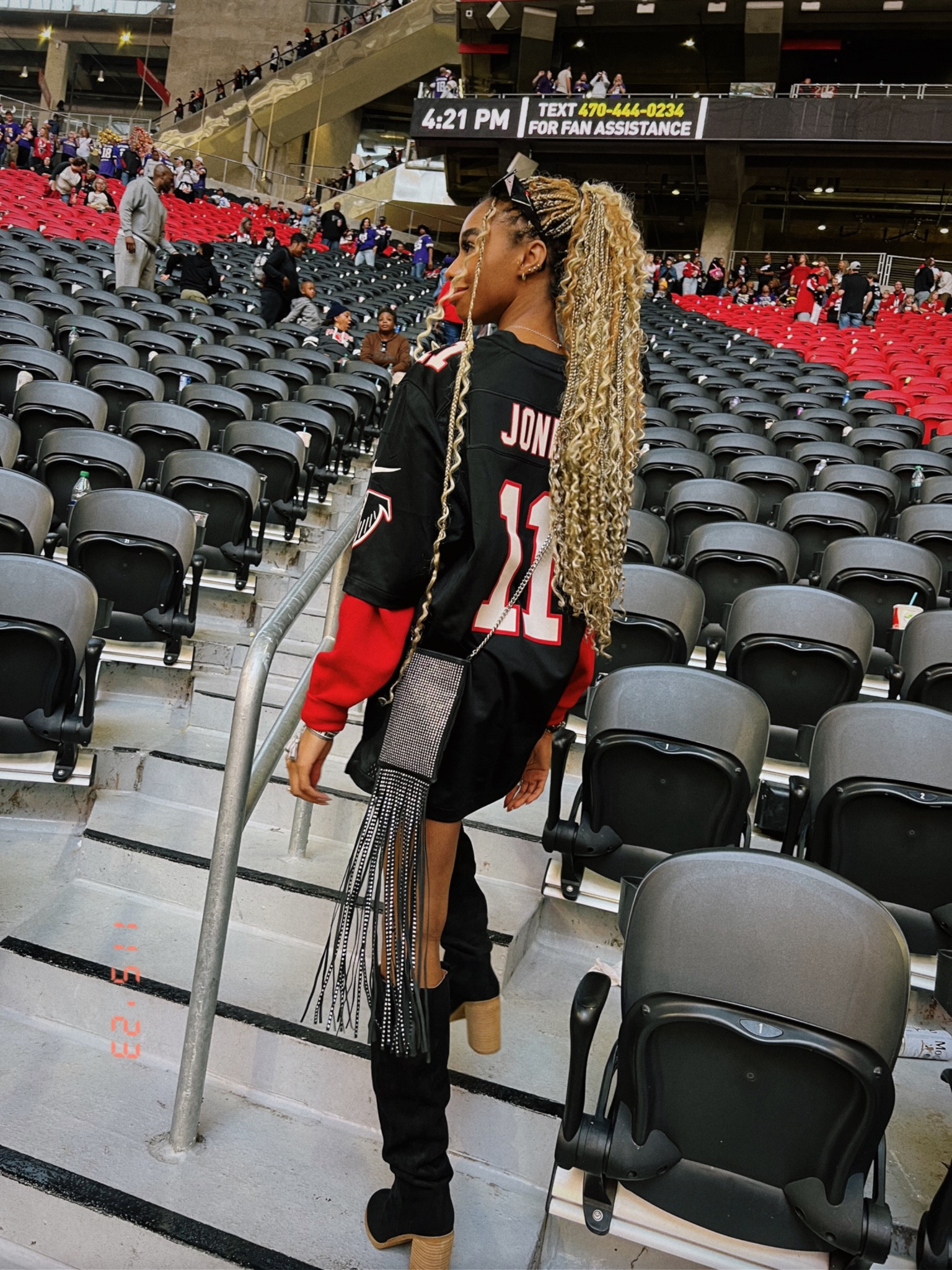 Vici fall boots 20% off with code NOV20

Game day outfit, Fall outfit ideas, Family photos, NFL game outfit, college game day outfit, clear bag, 

#LTKstyletip #LTKshoecrush #LTKHoliday