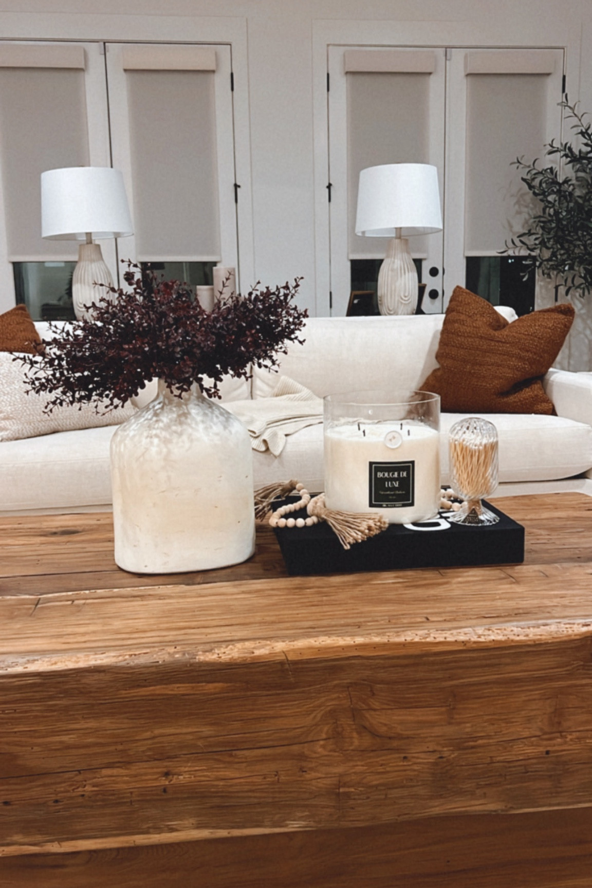 Coffee table decor

#LTKhome #LTKHoliday #LTKSeasonal