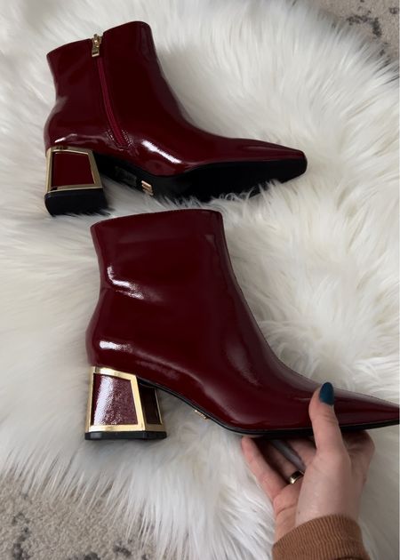 Obsessed w this gold heel / red boot from dsw 🫶🏽

Workwear, office wear, business casual shoes, heeled boots, booties 

#LTKstyletip #LTKshoecrush #LTKworkwear