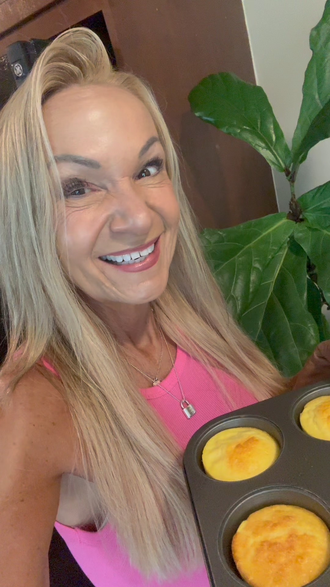 TWO INGREDIENT 60 CALORIE EGG BITES- be sure to save!!!

Recipe:

8 eggs

1 cup 2% cottage cheese

salt and pepper 

Blend all ingredients until smooth and pour into 12 parchment lined muffin tins. Bake at 350 for 20 minutes. For the best texture set the muffin tin in a larger pan with a bit of water. 

You can customize these with anything you like- chopped veggies, shredded cheese, a bit of salsa- but they’re delicious on their own as well. 

Makes 12 egg bites, each has 60 calories and 6 grams of protein. 

xoxo
Elizabeth 




#LTKHome #LTKSeasonal #LTKOver40