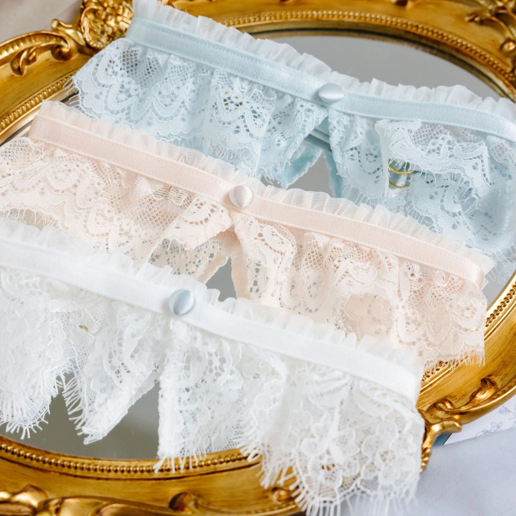 Eyelash Lace Leg Garter - Champagne | Mentionables