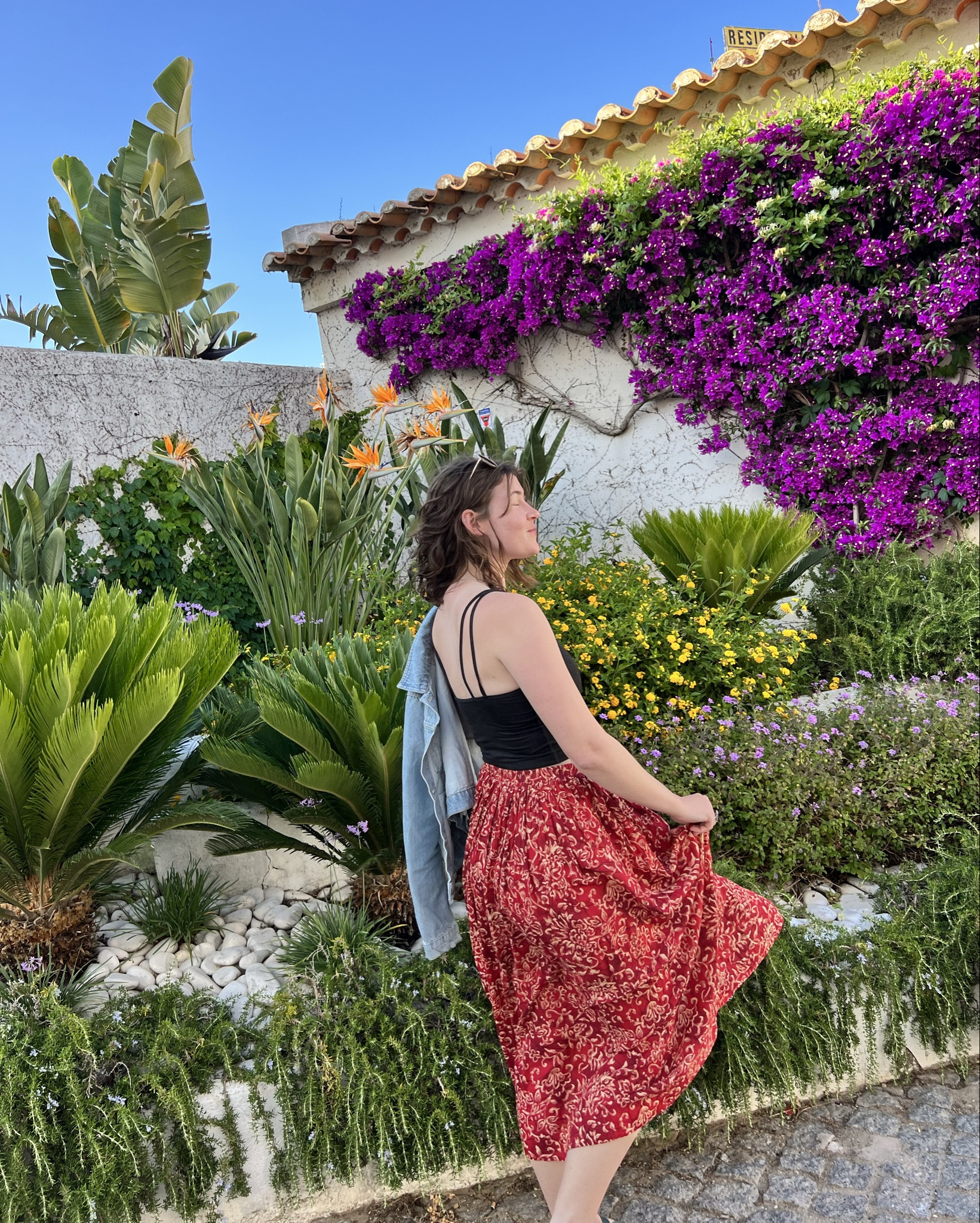 My skirt is vintage Eddie Bauer, found on poshmark ☺️
