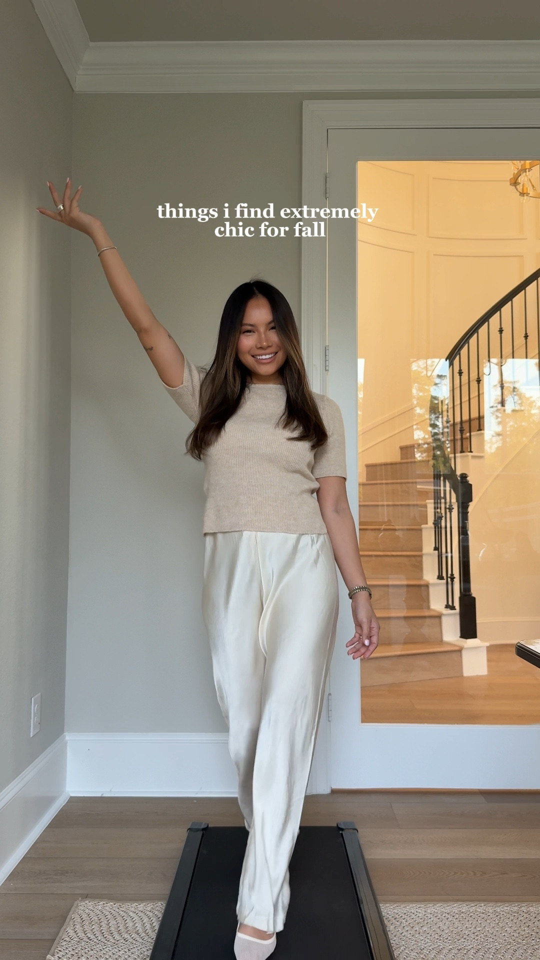 The top worn in the introduction is from mango but old so sadly, I cannot tag it. The Aritzia quarter zip is worn in the color whisper white.