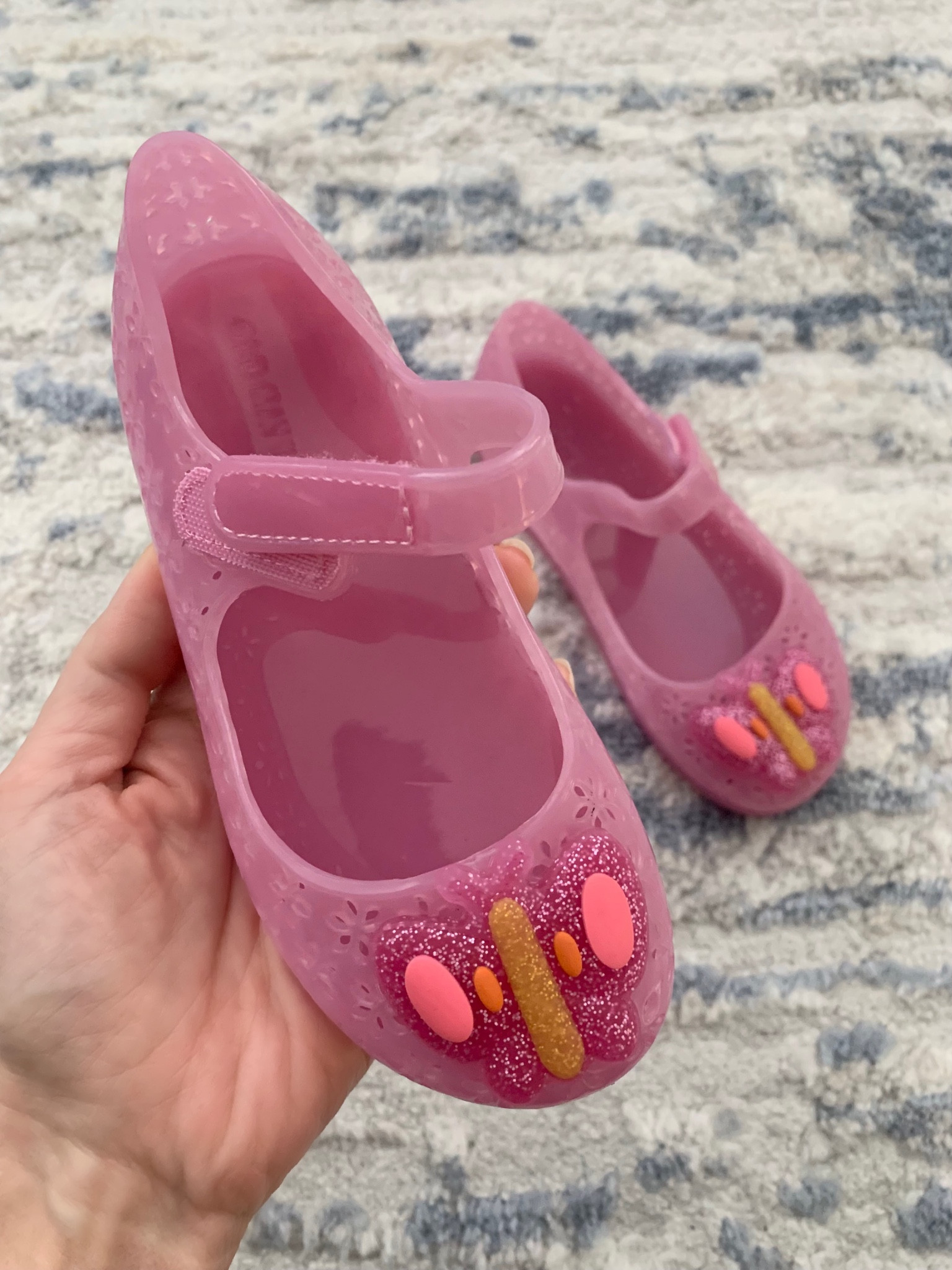 The cutest toddler and little girl shoes 40% off! I bought these last year for Emily and they were her favorite shoes so I bought them again this year for her. They go with everything and are also great to wear to the beach or pool







Tags: toddler baby girl shoes, jelly shoes, jelly sandals, Easter shoes, old navy style, toddler girl fashion, toddler girl style jelly Mary Jane shoes sandals 

#LTKkids #LTKsalealert #LTKbaby