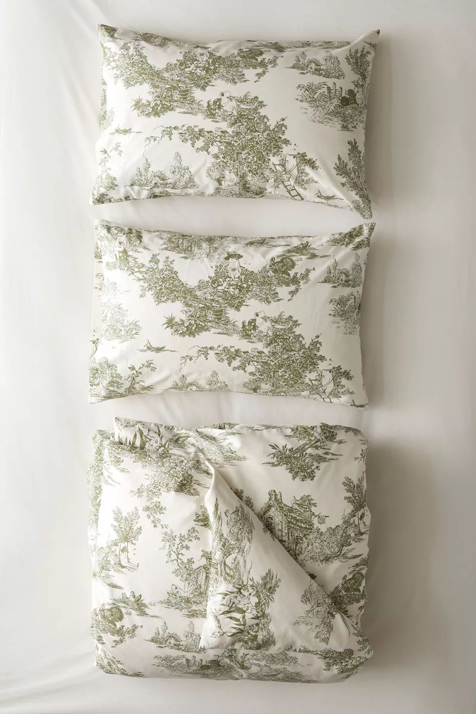 Frog Toile Breezy Cotton Percale Duvet Set | Urban Outfitters (US and RoW)