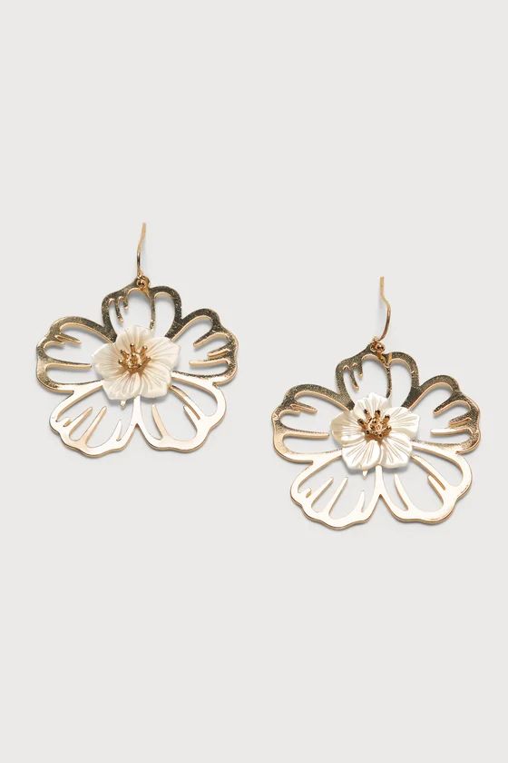Bloom All Day Oversized Gold Flower Earrings | Lulus (US)